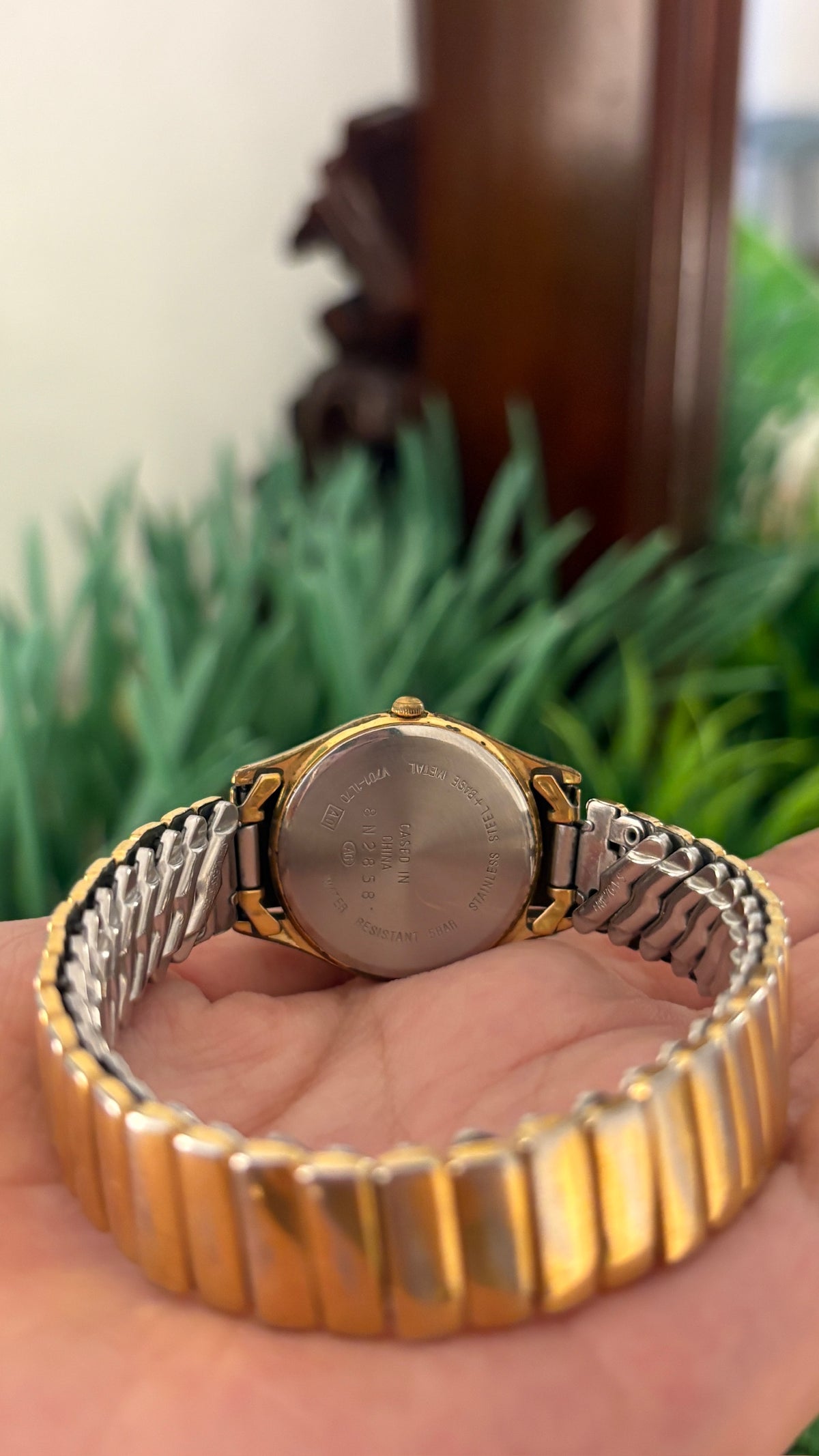 Rare Vintage Success Alba Seiko Expandable Band Watch in Gold Tone Quartz