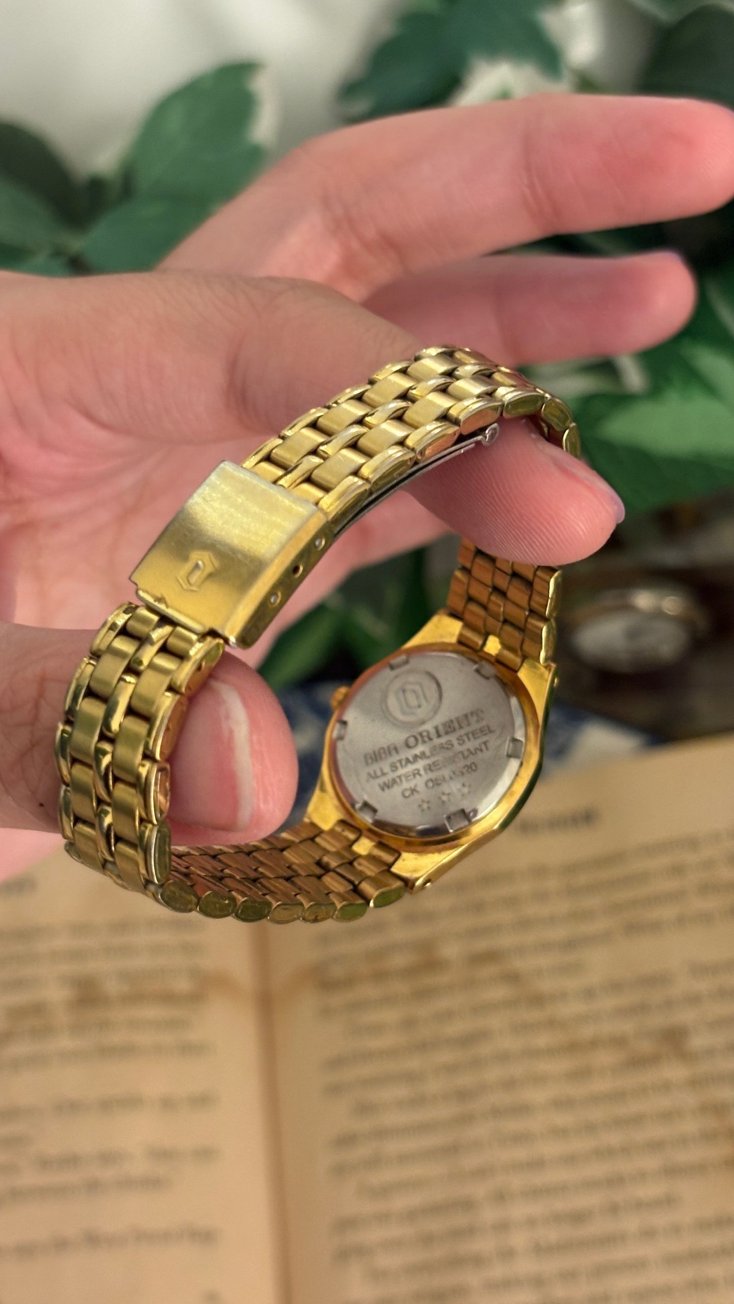 Rare Vintage Orient Seiko Sapphire Glass with Date Window Watch in Gold Tone Quartz