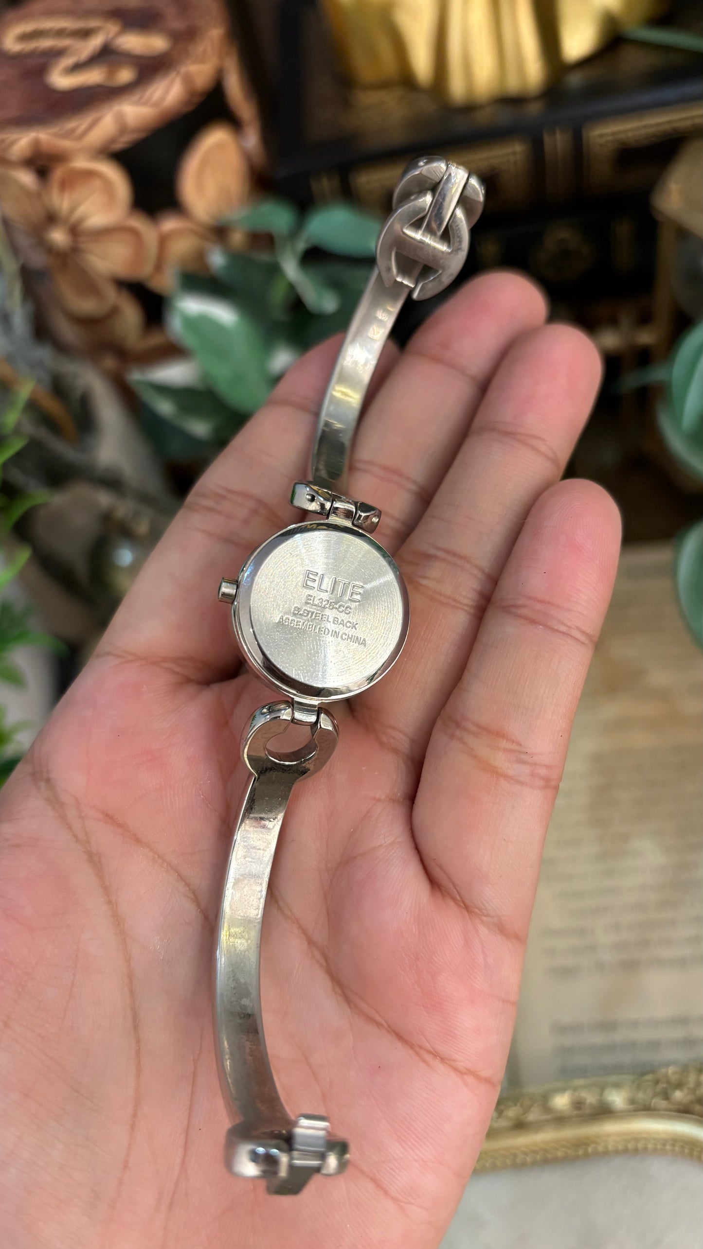 Vintage Elegant Elite Engraved Bangle Watch in Silver Tone Quartz