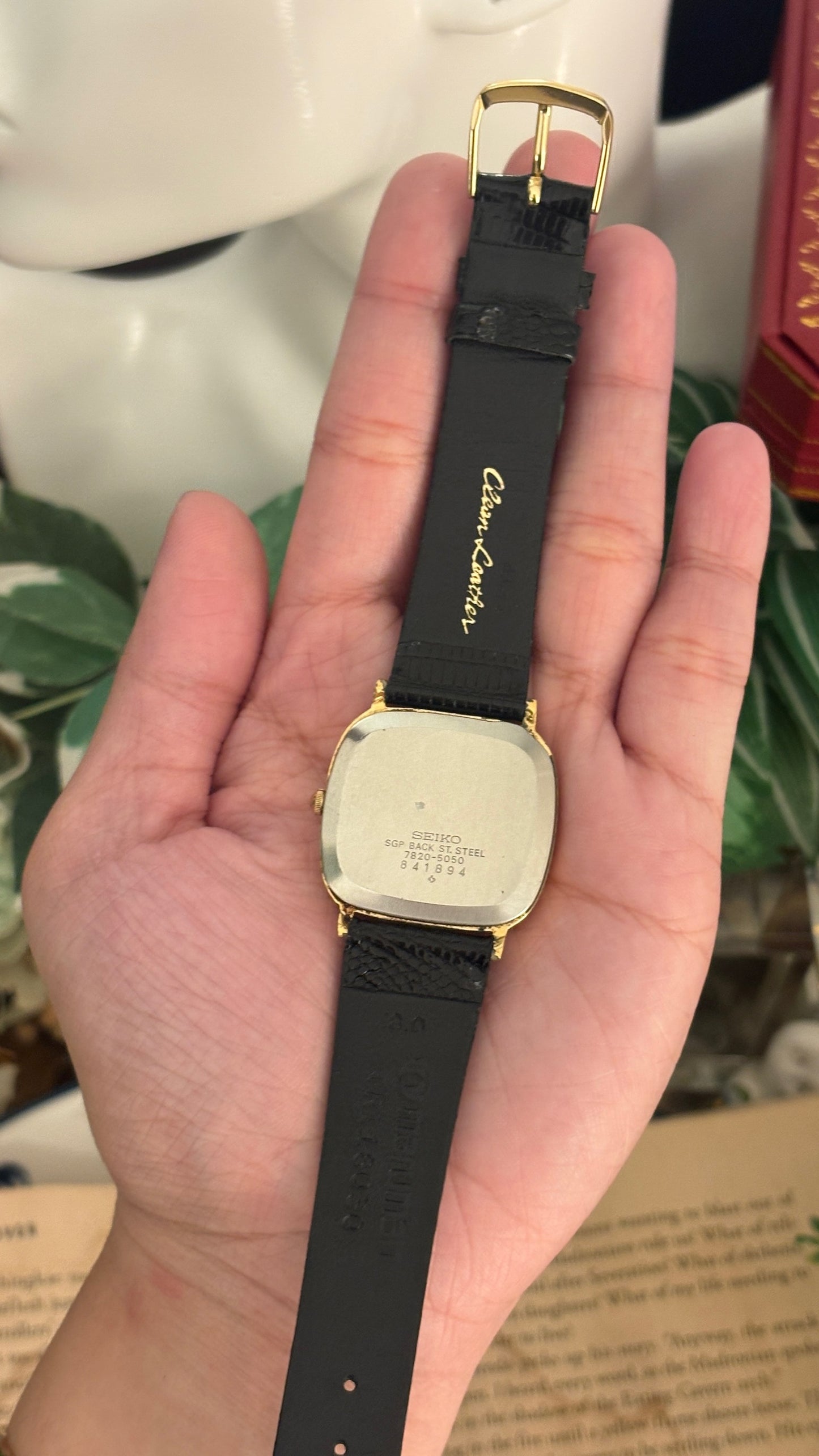 Rare Vintage Seiko Mens Tank Watch in Gold Tone Black Leather Quartz
