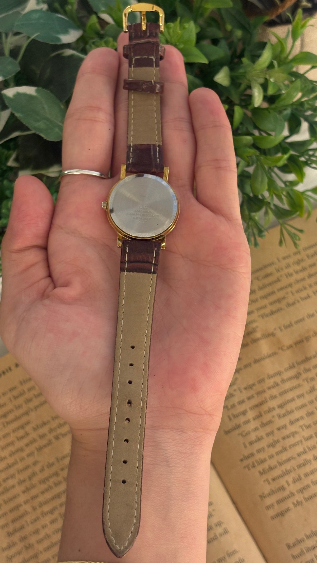 Vintage Falcon Classic Watch in Gold Tone Brown Leather Quartz