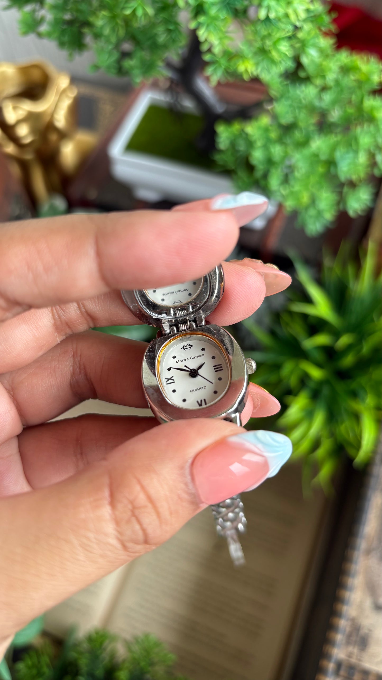 Extremely Rare Vintage Marba Cameo Peekaboo Watch in Silver Tone