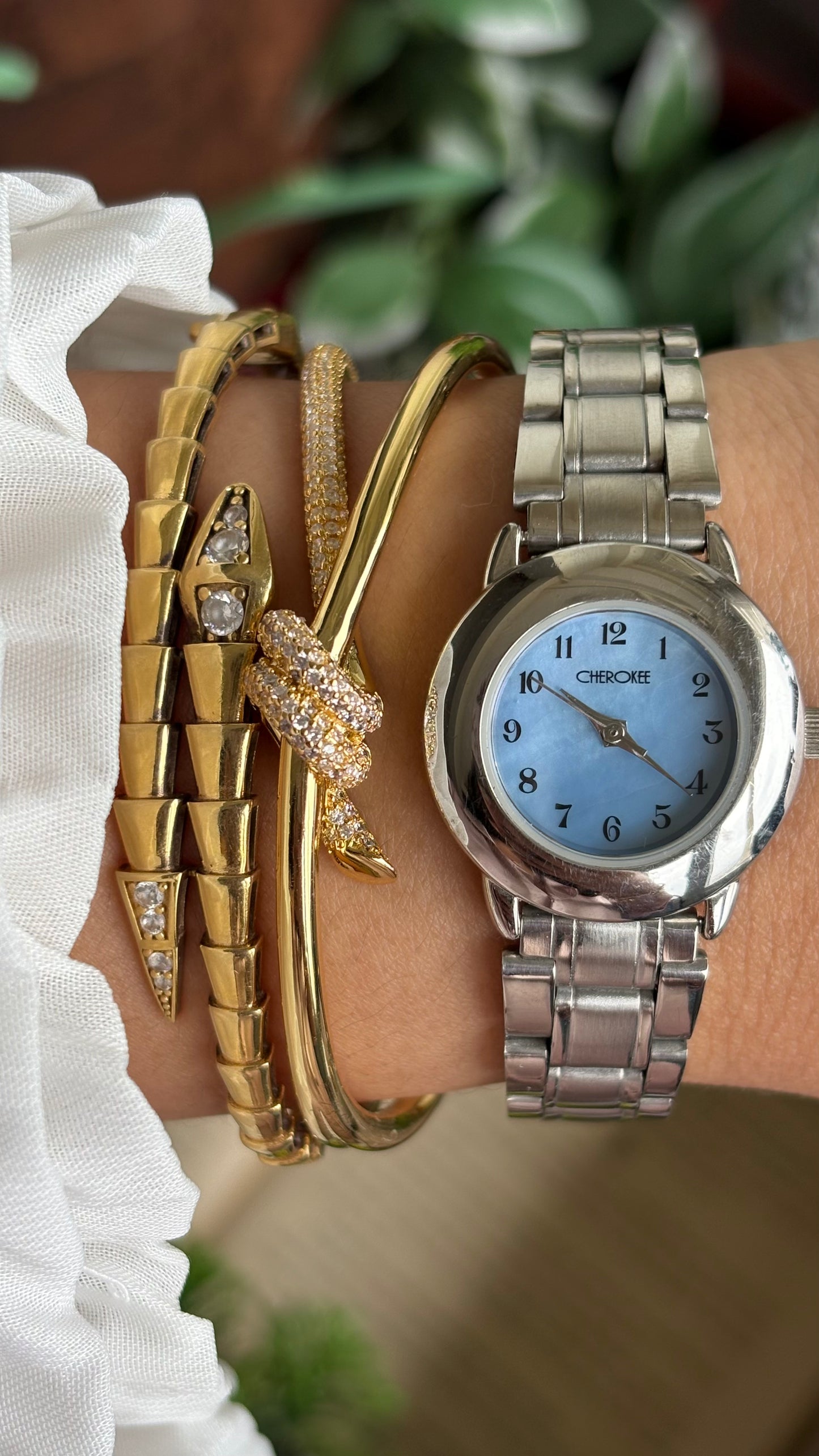 Vintage Cherokee Watch in Silver Tone Mother of Pearl Blue Dial