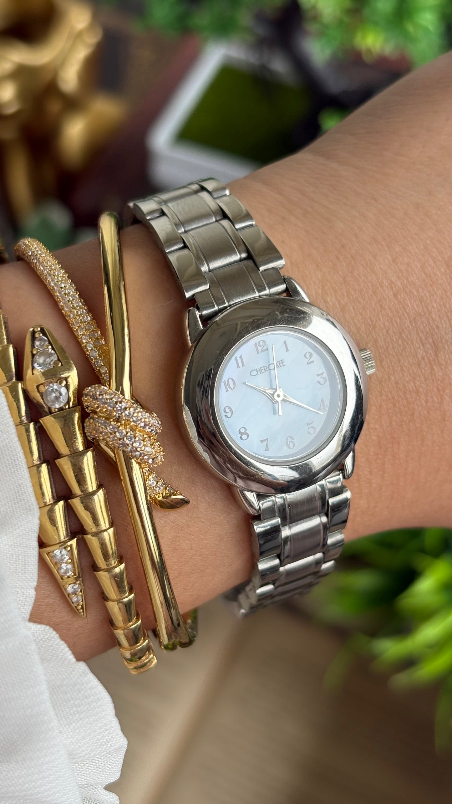 Vintage Cherokee Watch in Silver Tone Mother of Pearl Blue Dial