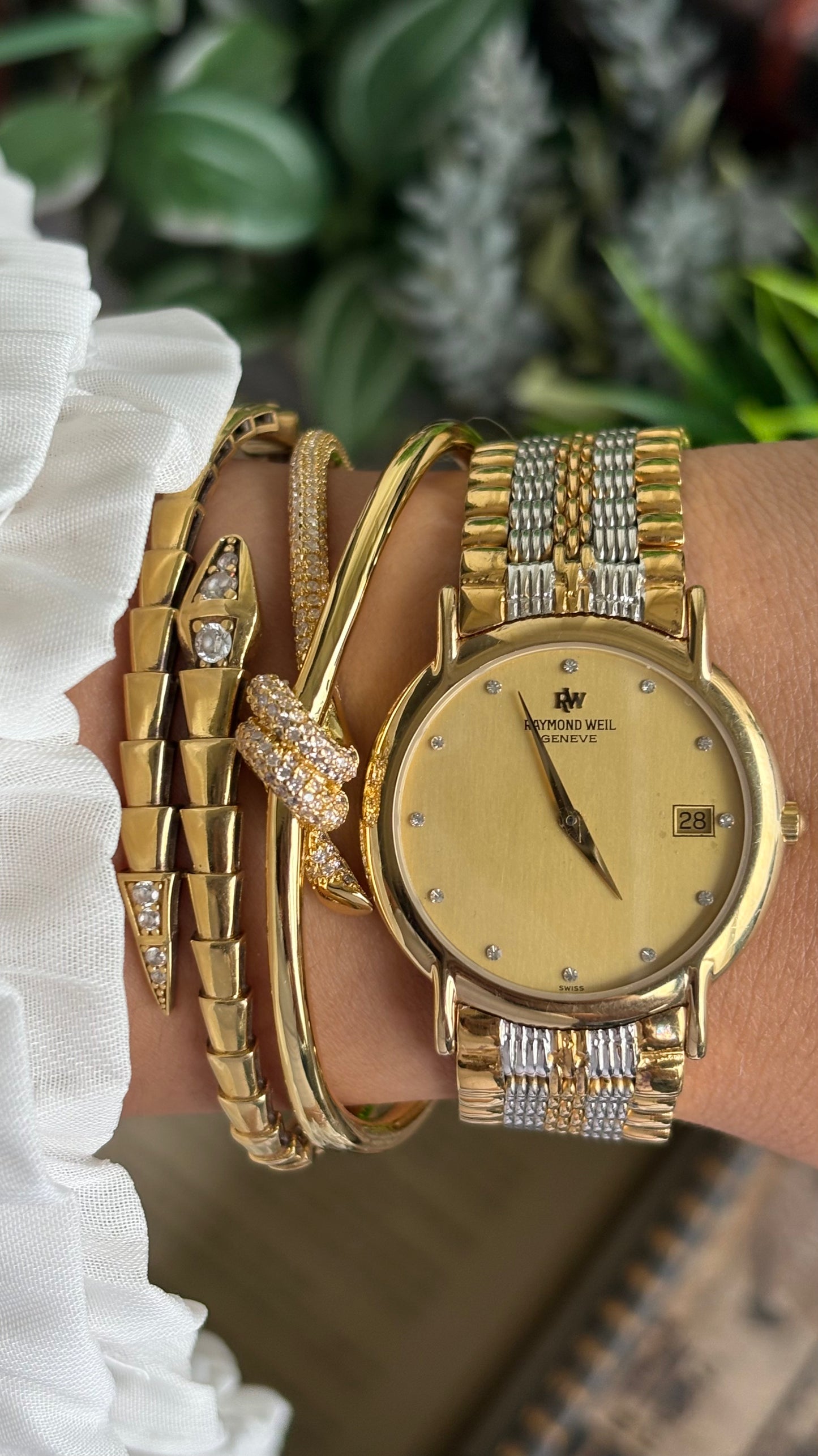 Vintage Raymond Weil Geneve Watch in Two-Tone With Window Date