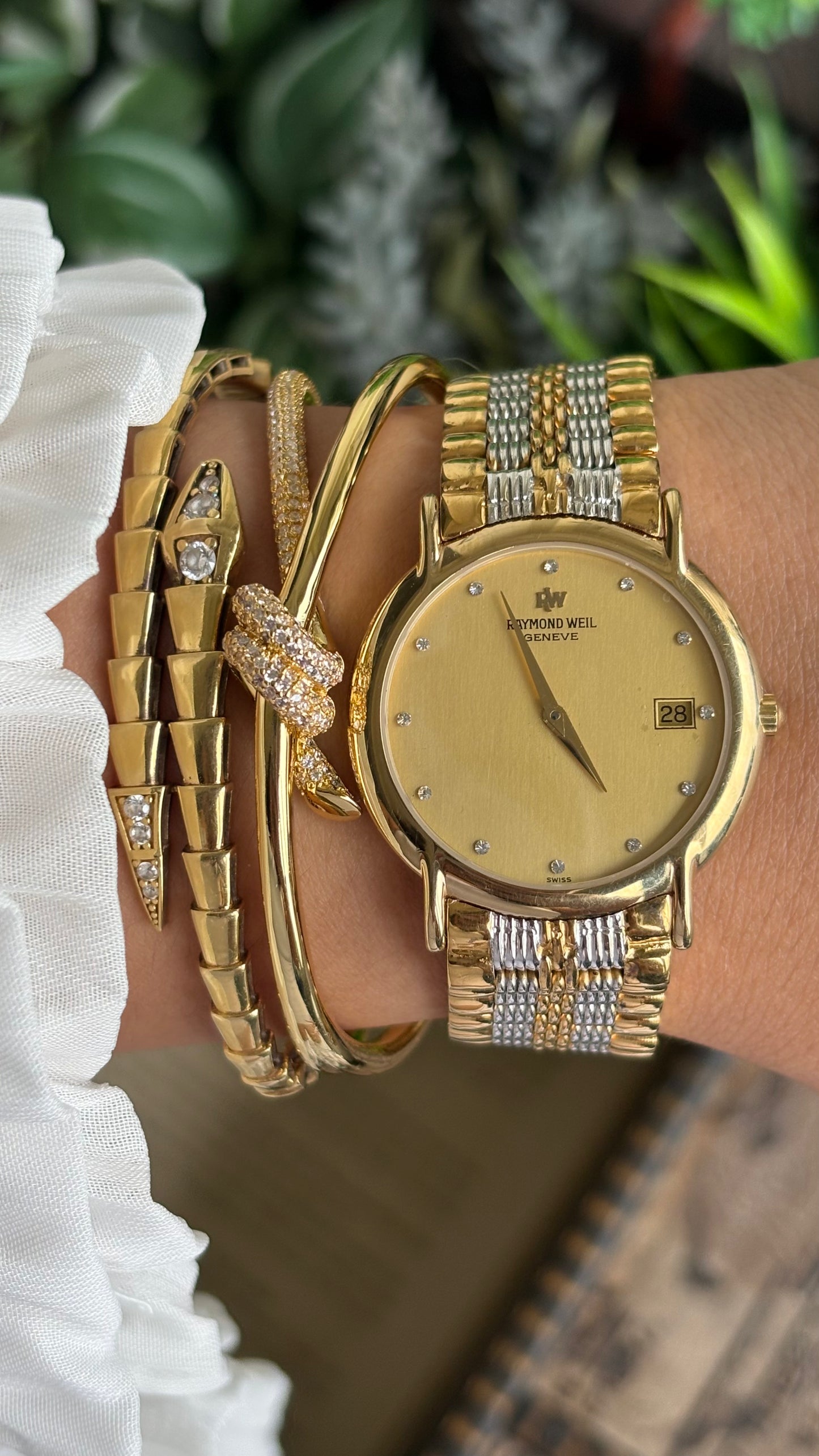 Vintage Raymond Weil Geneve Watch in Two-Tone With Window Date