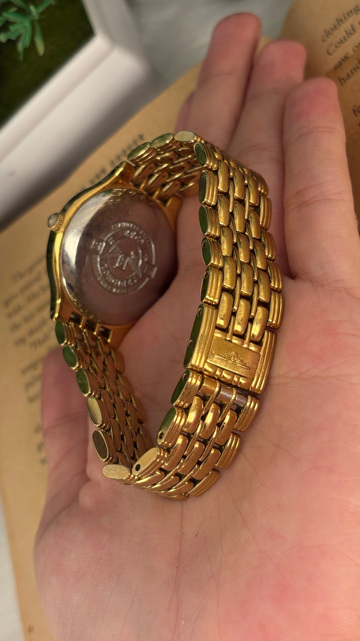 Extremely Rare Vintage Longines Swiss Automatic Mens Date Window Watch in Gold Tone Quartz