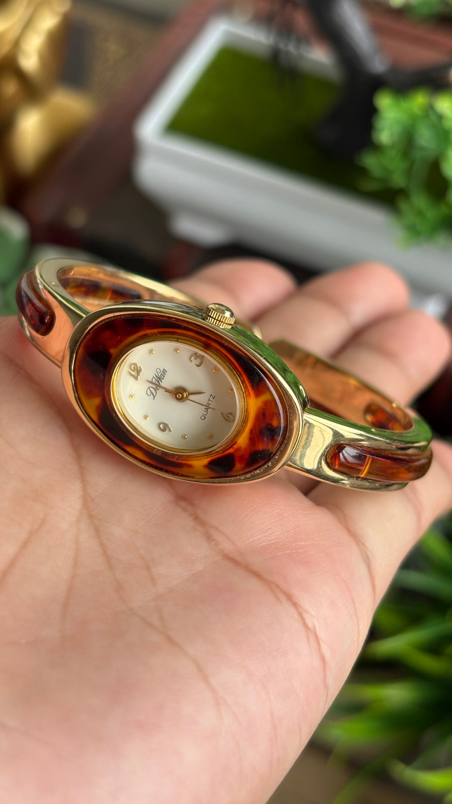 Vintage De Wan Tortoise Bangle Watch in Gold Tone Oval Face