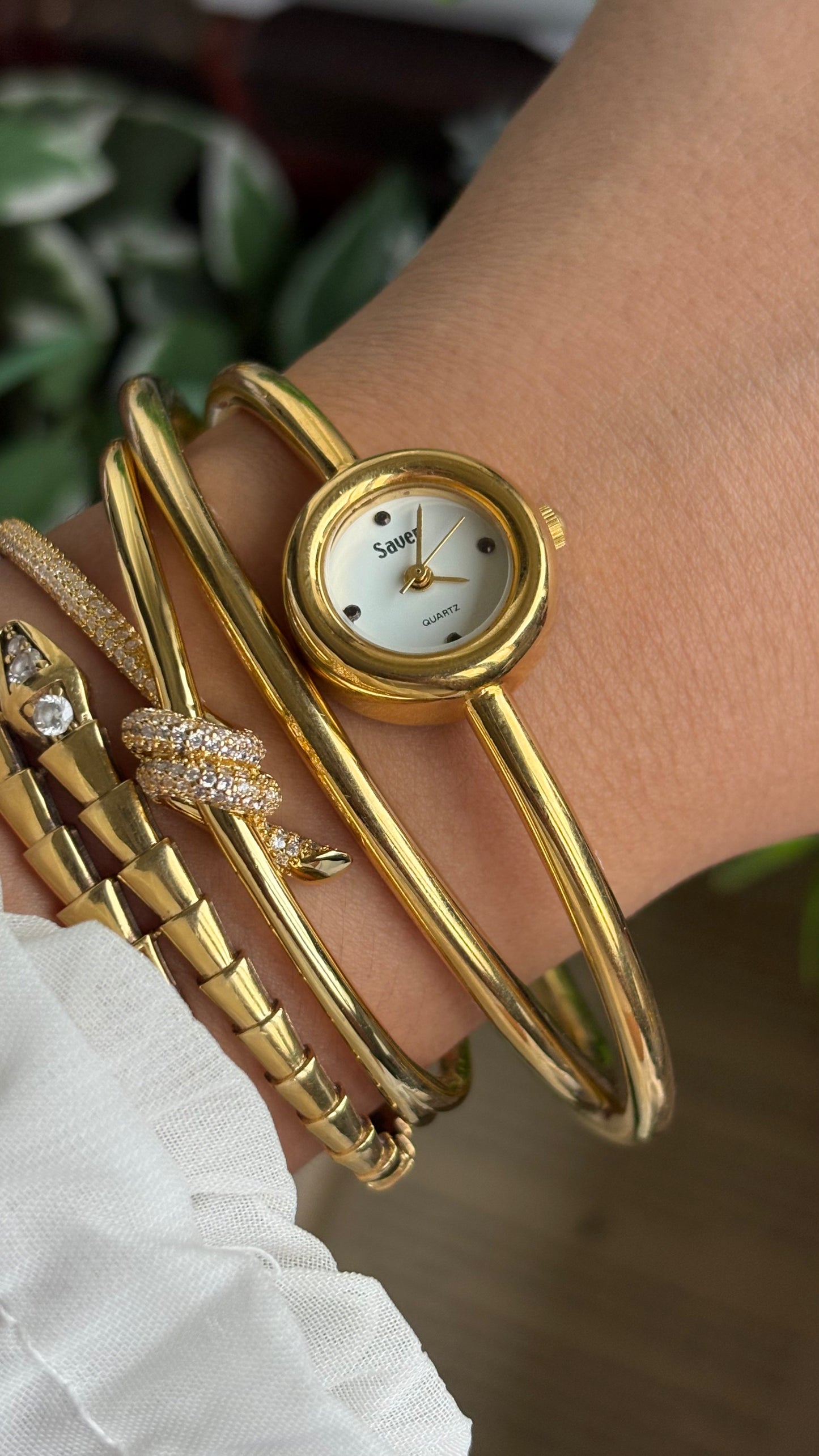 Vintage Bangle Layered Watch in Gold Tone