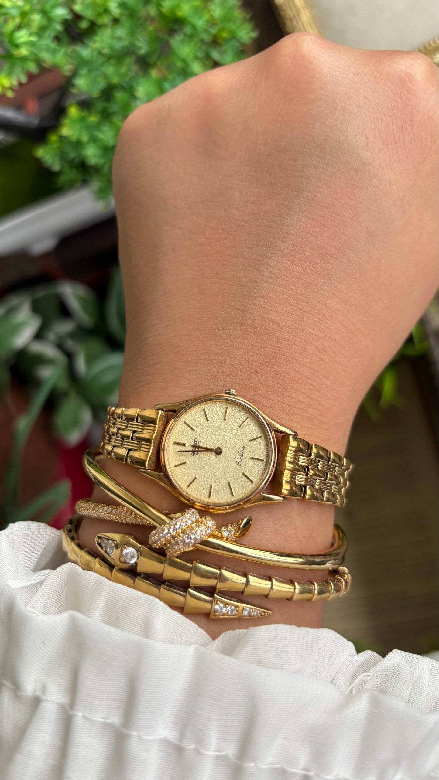Vintage Dainty Seiko Exceline Watch in Gold Tone Rare Dial Style