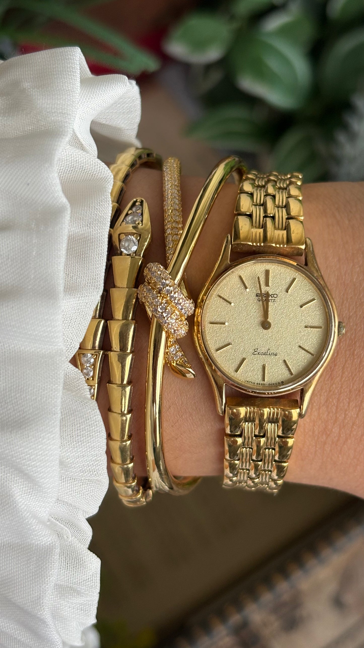 Vintage Dainty Seiko Exceline Watch in Gold Tone Rare Dial Style