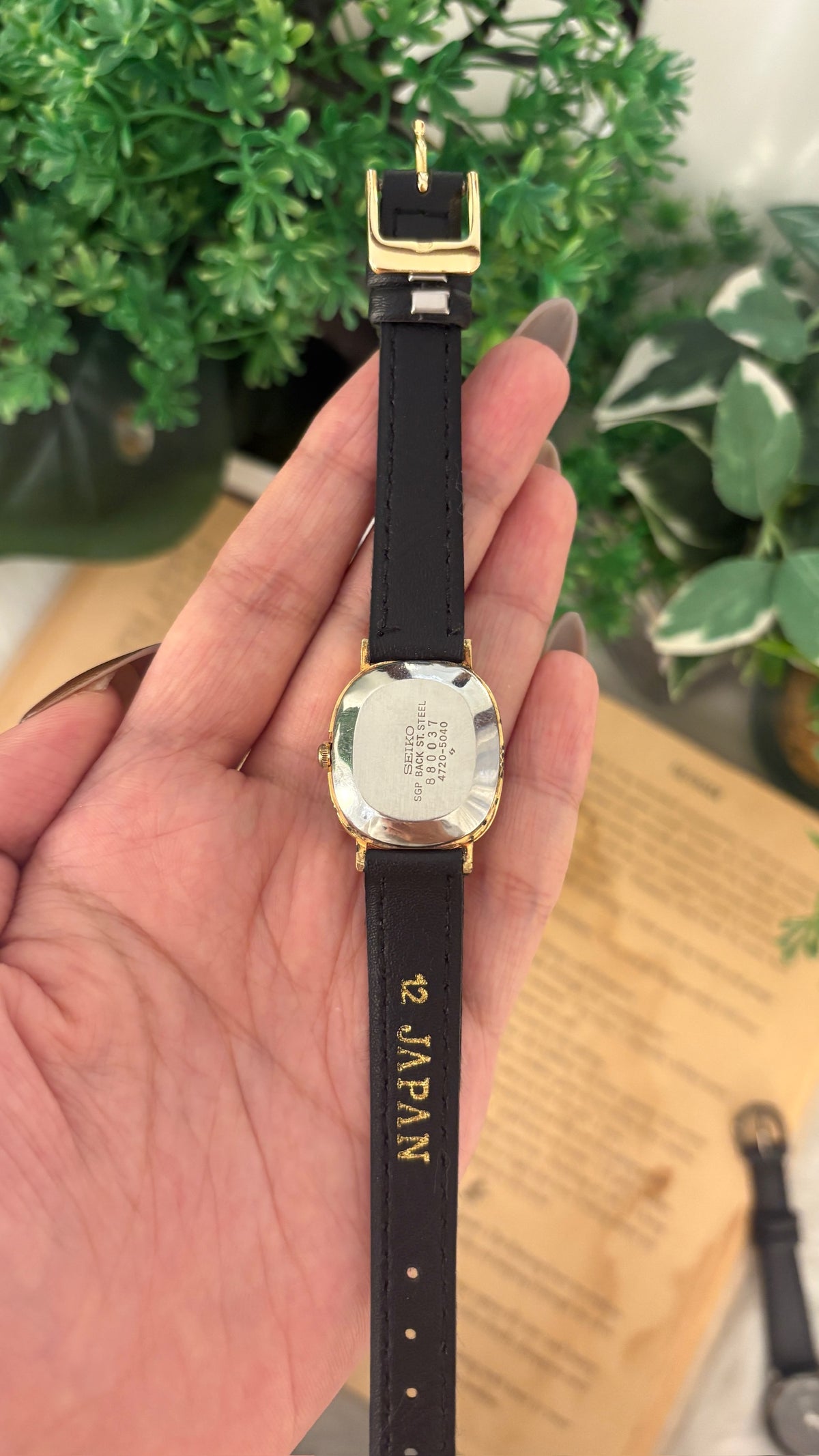Rare Vintage Seiko Oval Dial Watch in Gold Tone Black Leather Quartz