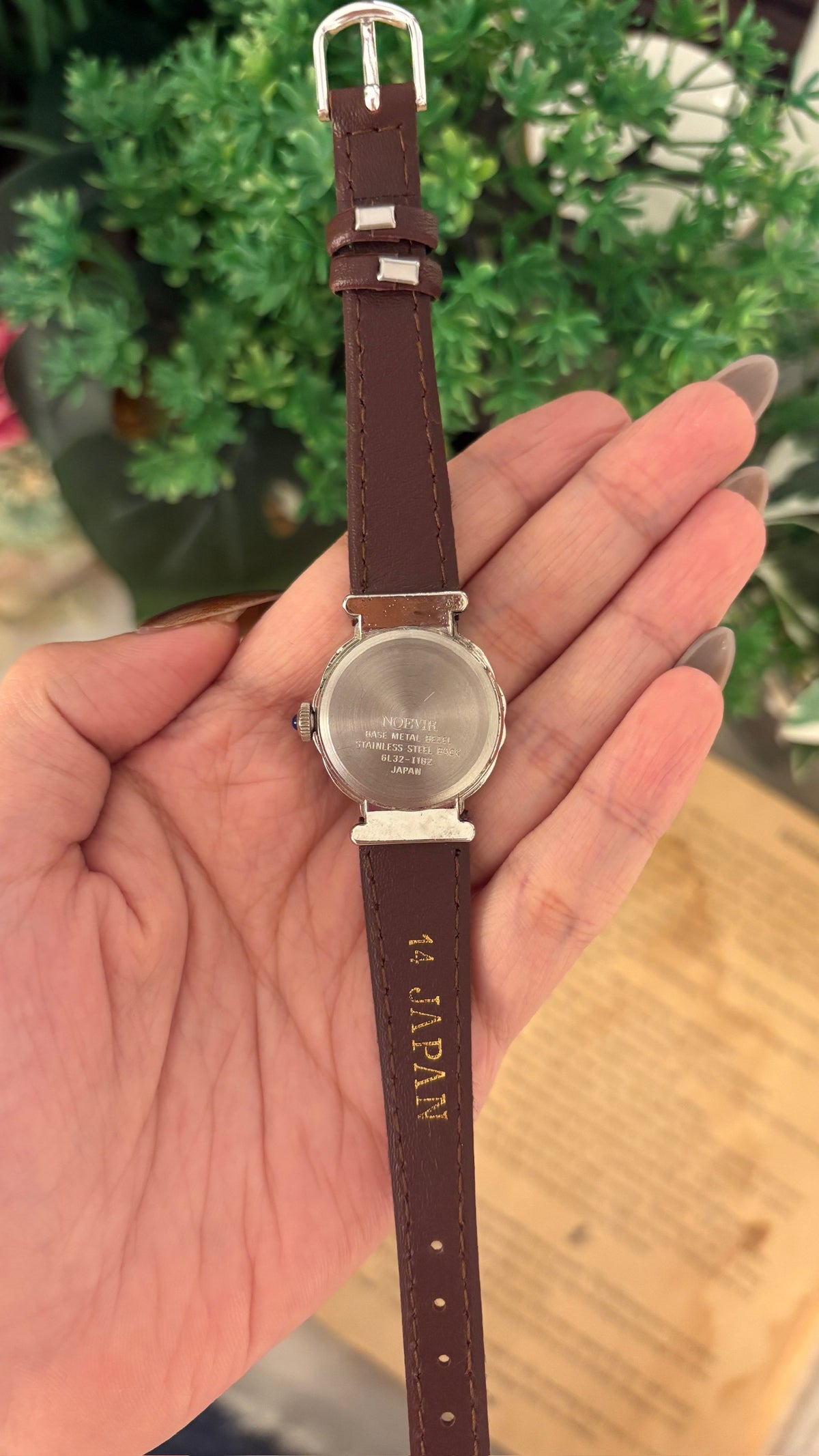 Rare Vintage Noevir Citizen Swirl Accent Watch in Silver Tone Brown Leather Quartz