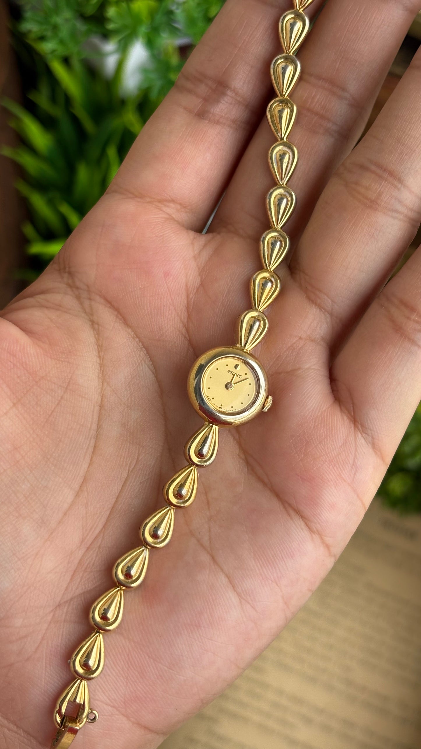 Extremely Rare and Dainty Vintage Seiko Watch in Gold Tone Teardrop Bracelet