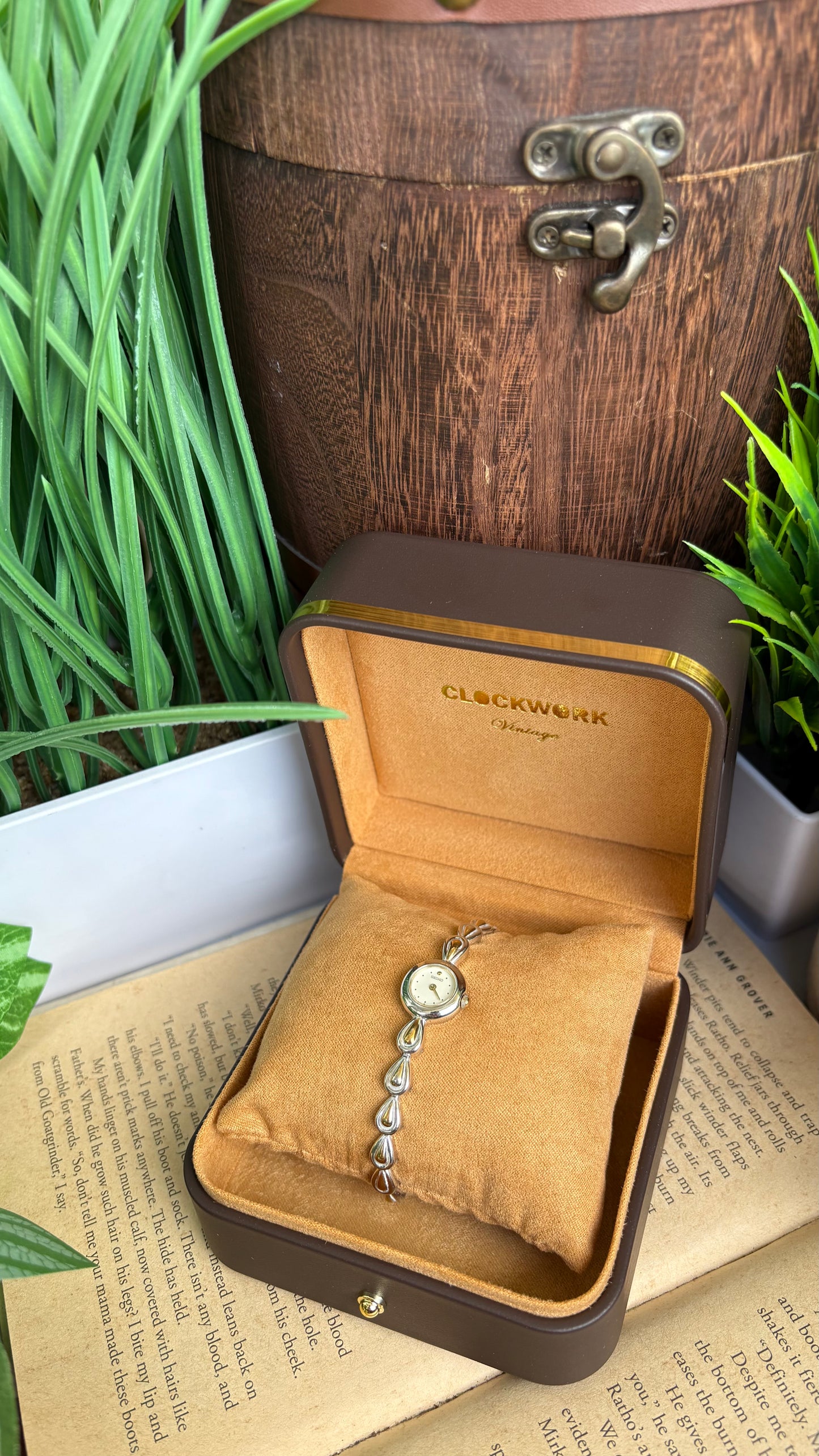 Extremely Rare and Dainty Vintage Seiko Watch in Two-Tone Teardrop Bracelet