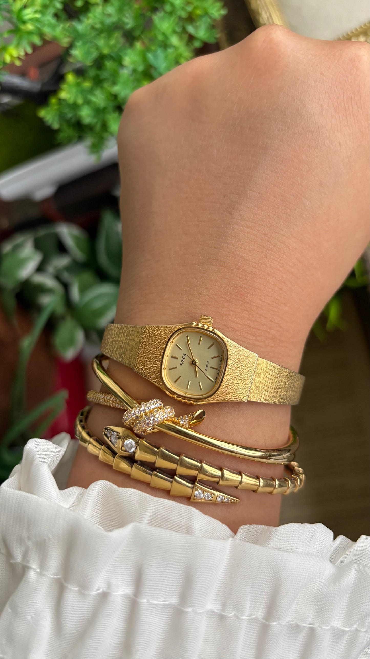 Vintage Dainty Vega Citizen Watch in Gold Tone