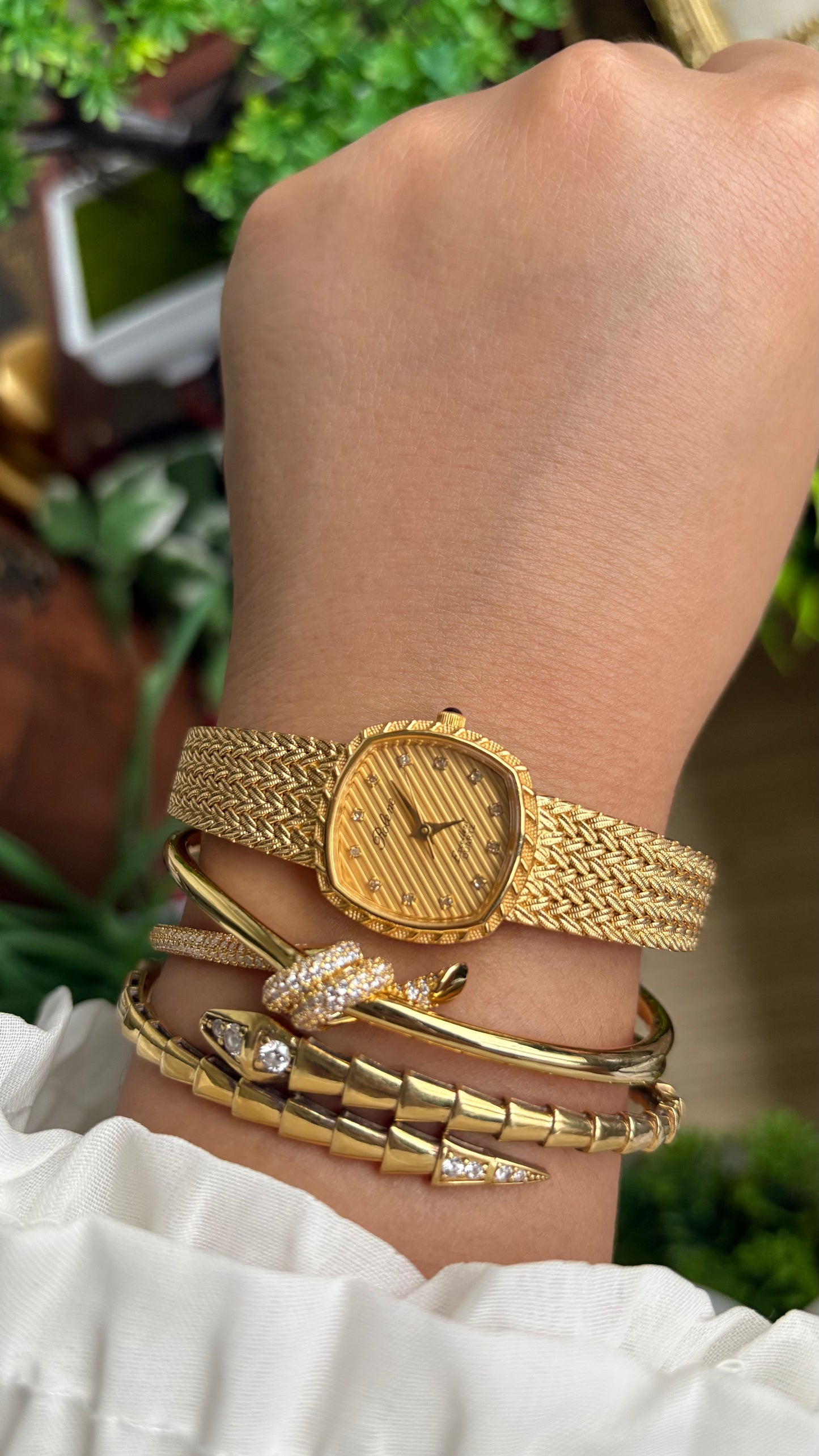 Vintage Rolene Excellent Watch in Gold Tone