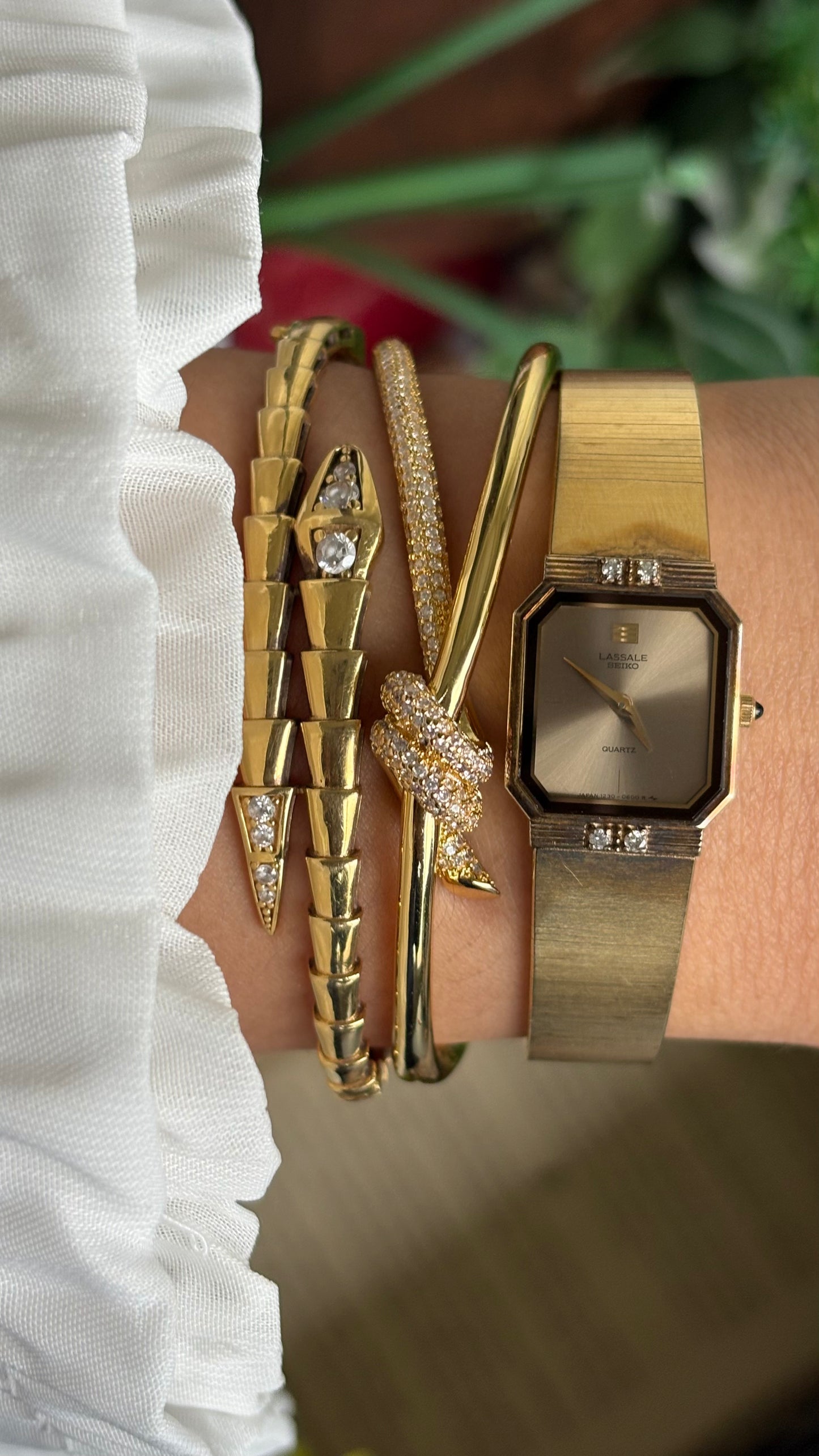 Extremely Rare Vintage Lassale Seiko Watch in Gold Tone with Four Diamonds