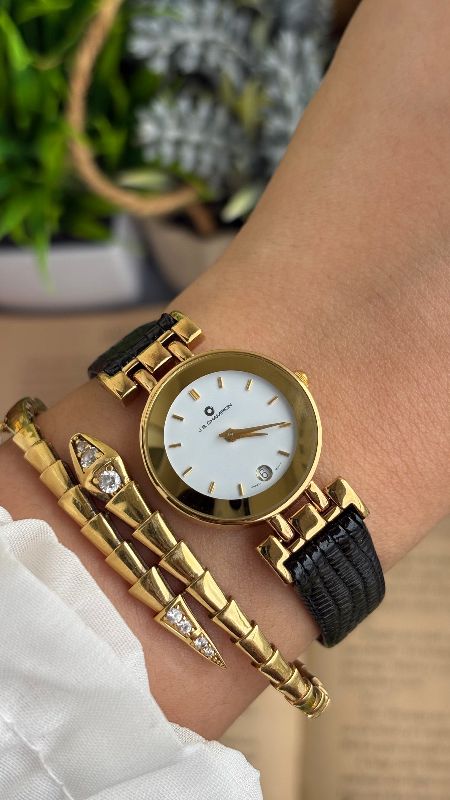 Vintage J.B. Champion with Window Date Watch in Leather Strap (175$ on tag)