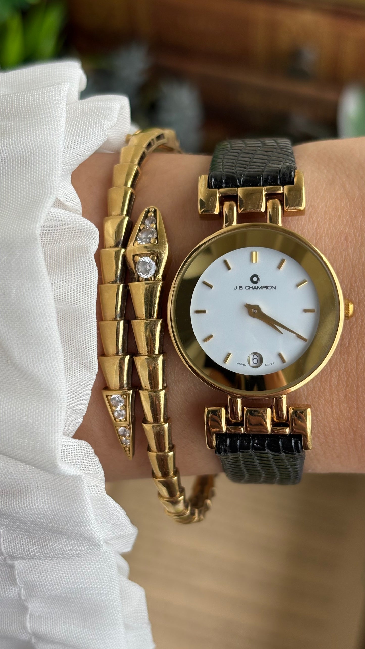 Vintage J.B. Champion with Window Date Watch in Leather Strap (175$ on tag)