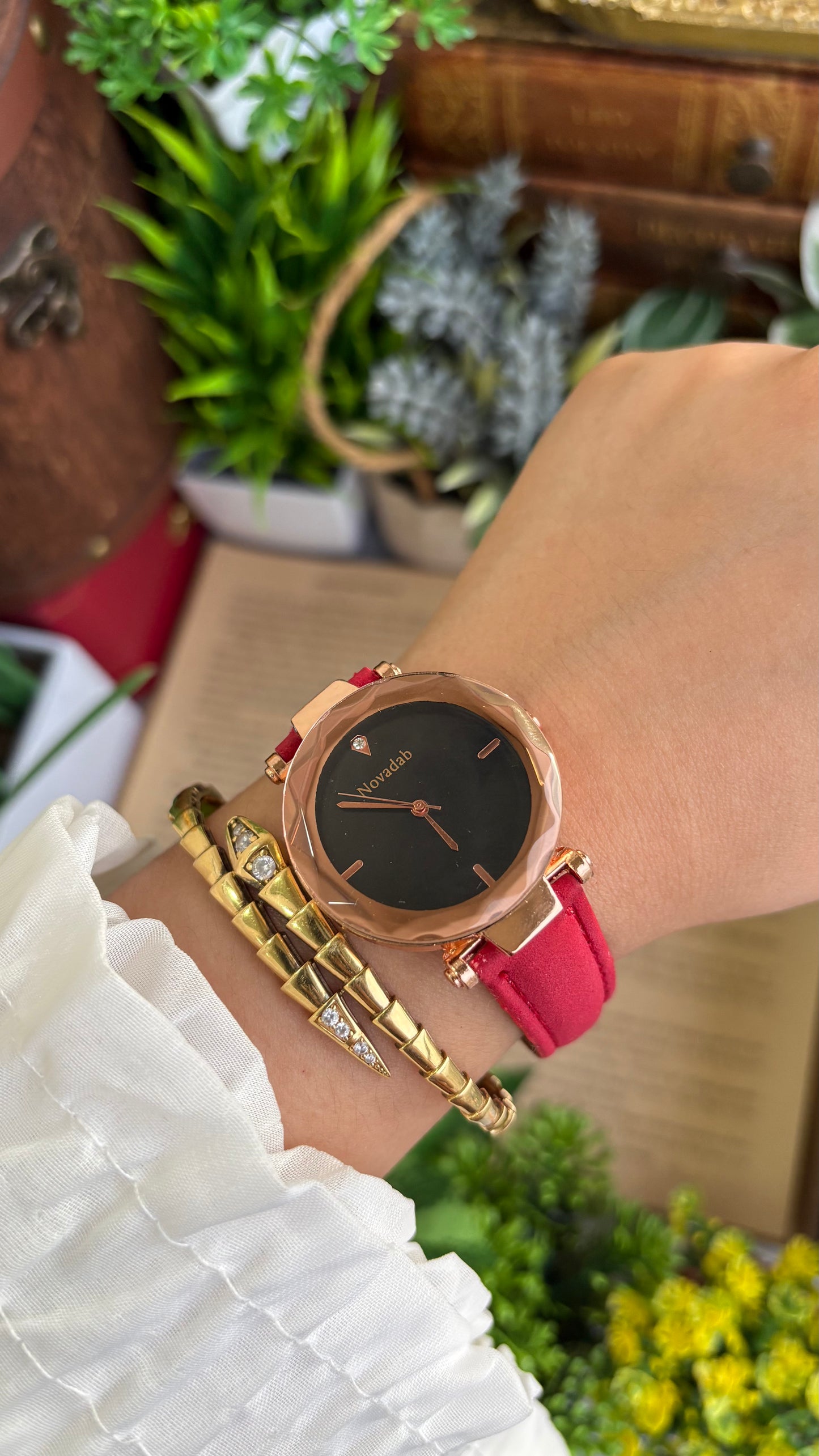 Vintage Novadab Watch in Leather Strap