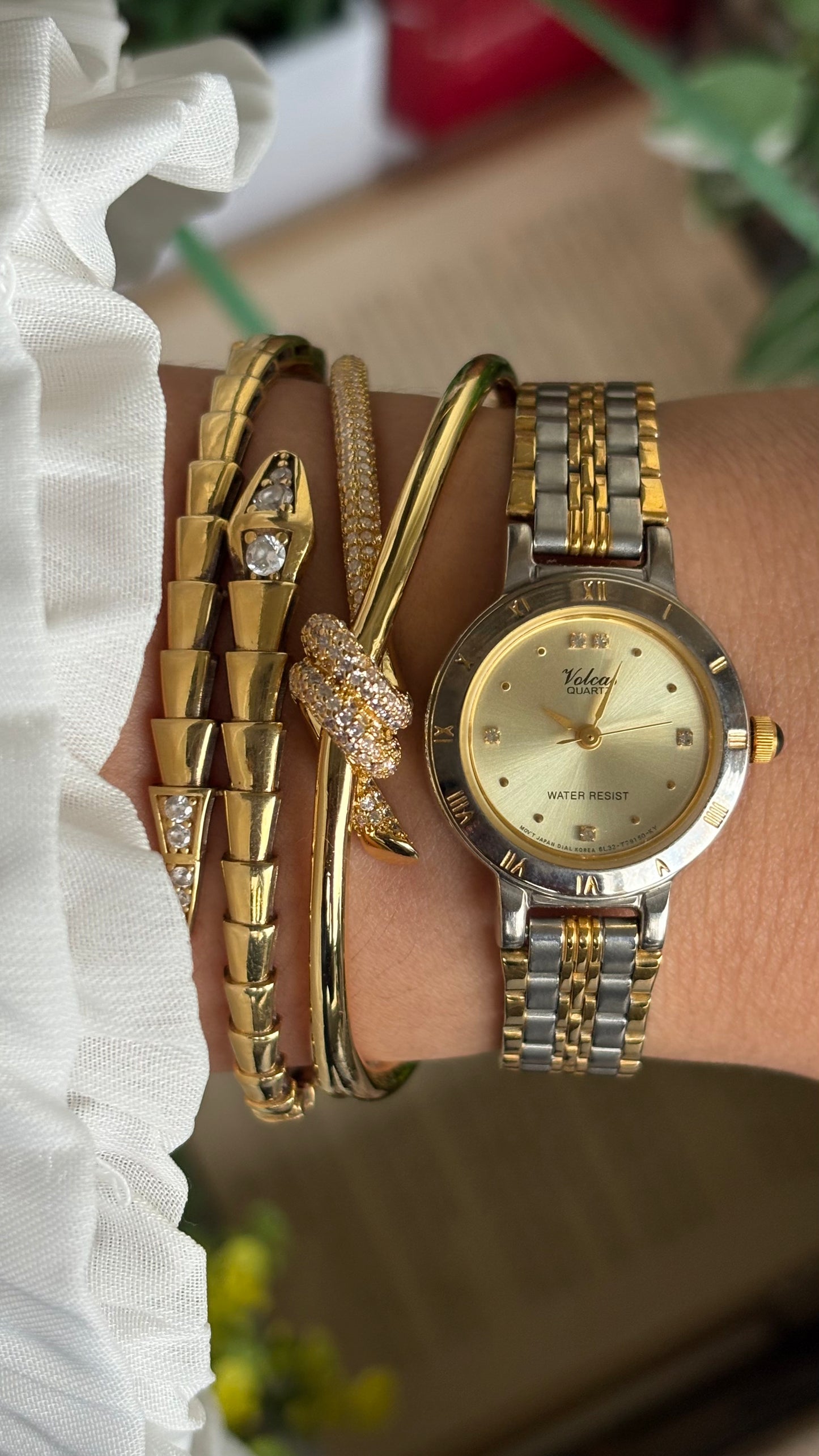 Vintage Volcas Watch in Two-Tone Roman Bezel