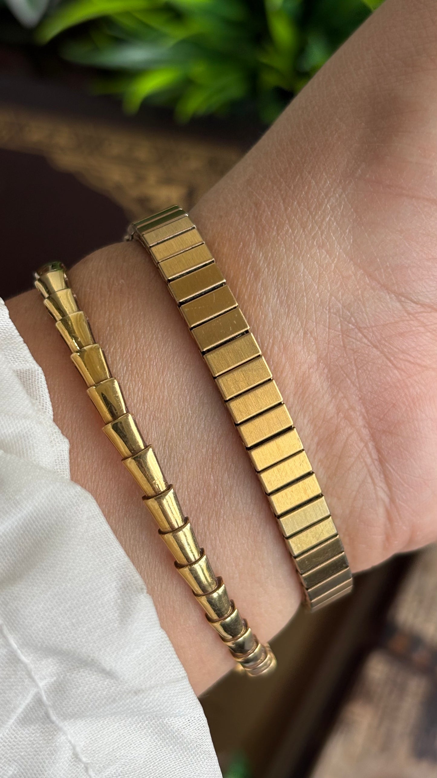 Vintage Timex Watch in Gold Tone Stretch Band