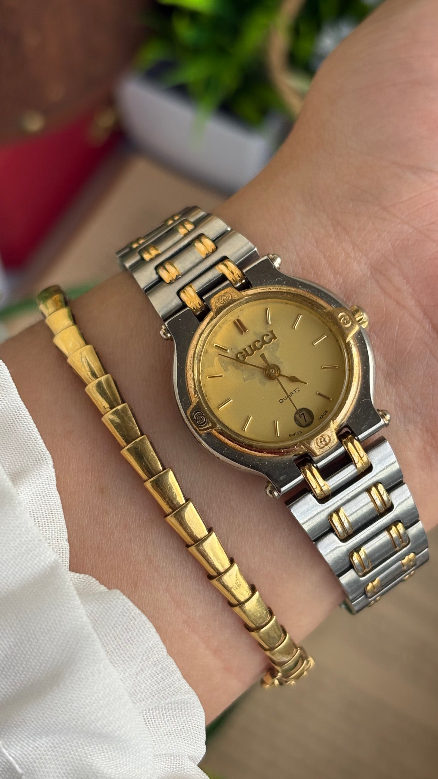 Vintage Classic Gucci 9000L Swiss Watch in Two Tone