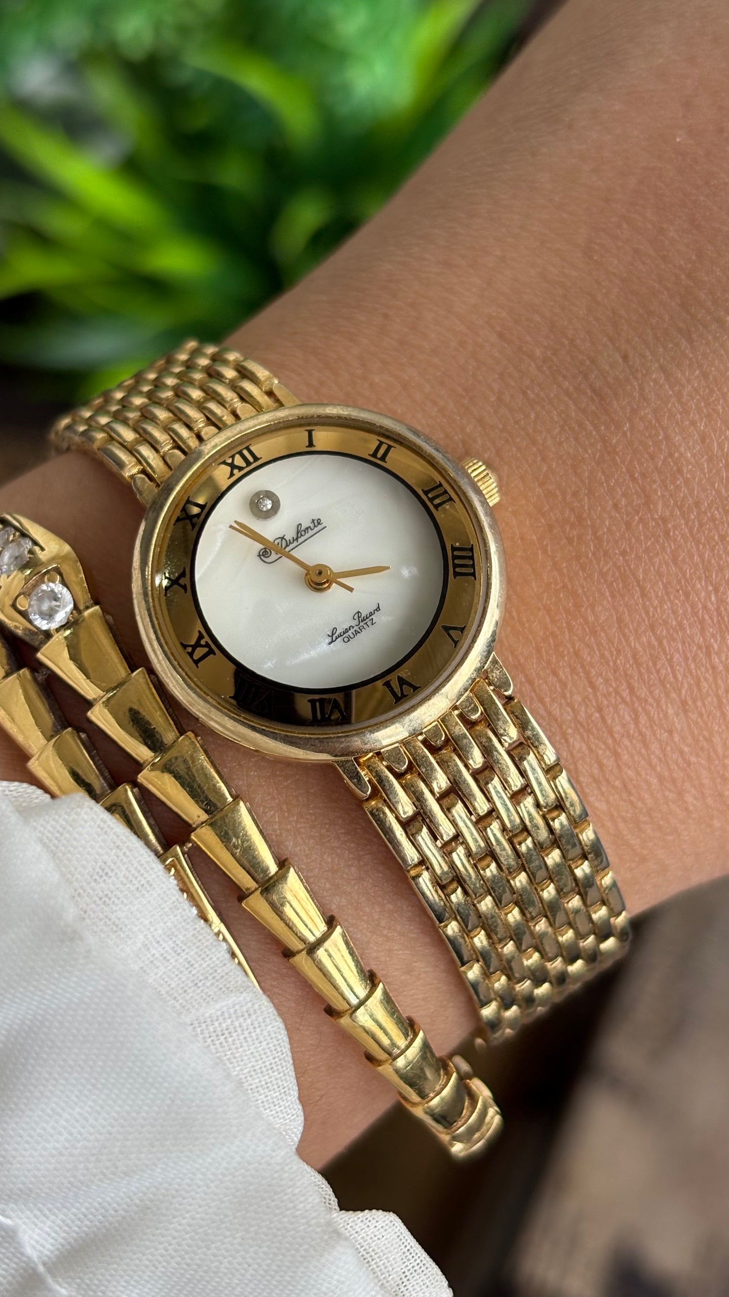Vintage Dufonte Lucien Piccard Watch in Gold Tone Self-Adjust Pearl & Diamond Dial