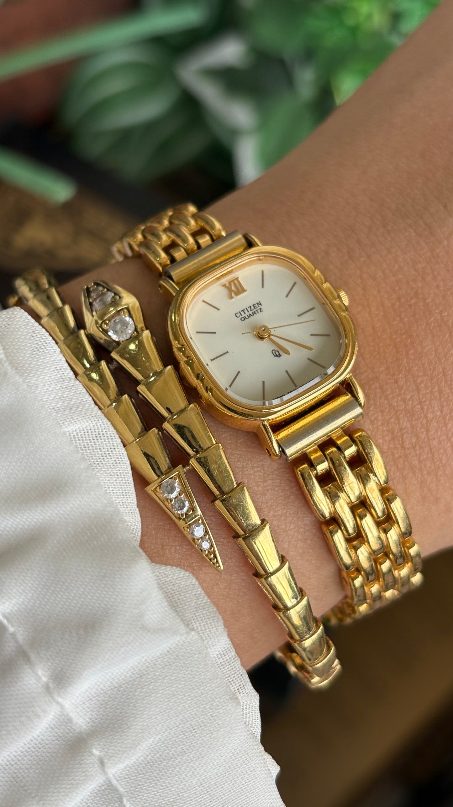 Extremely Rare Vintage Citizen Watch in Gold Tone