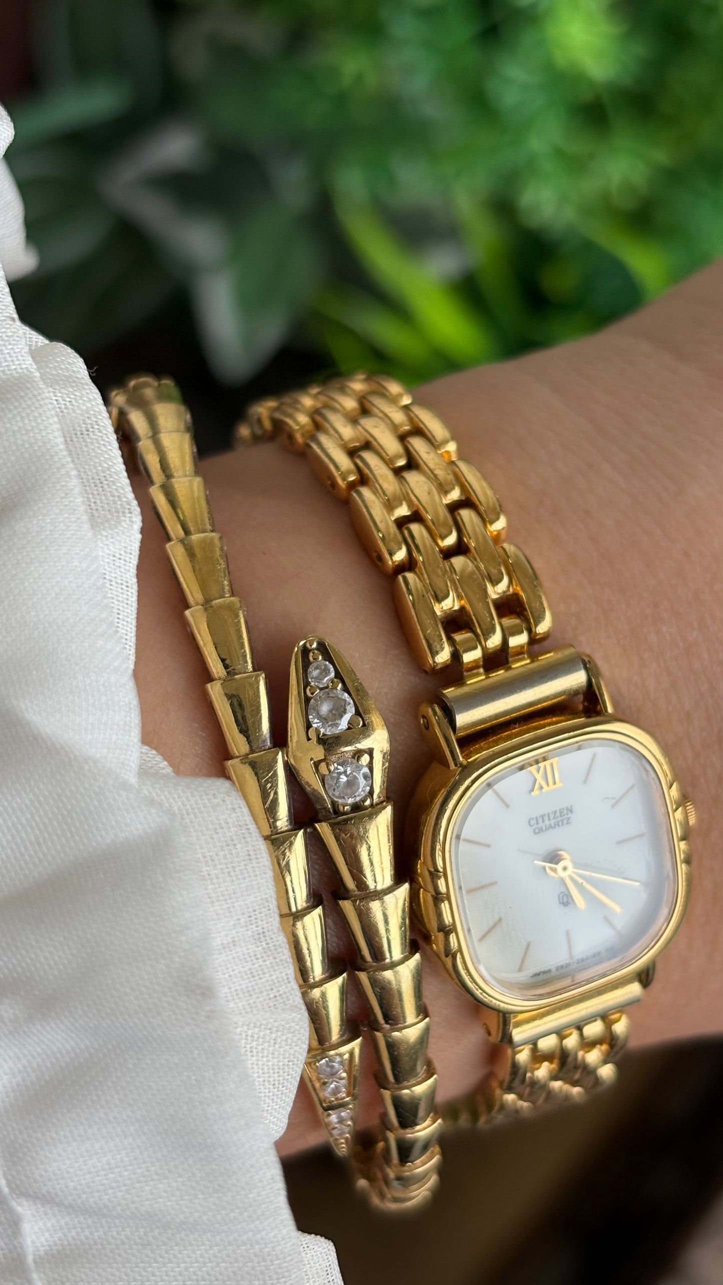 Extremely Rare Vintage Citizen Watch in Gold Tone