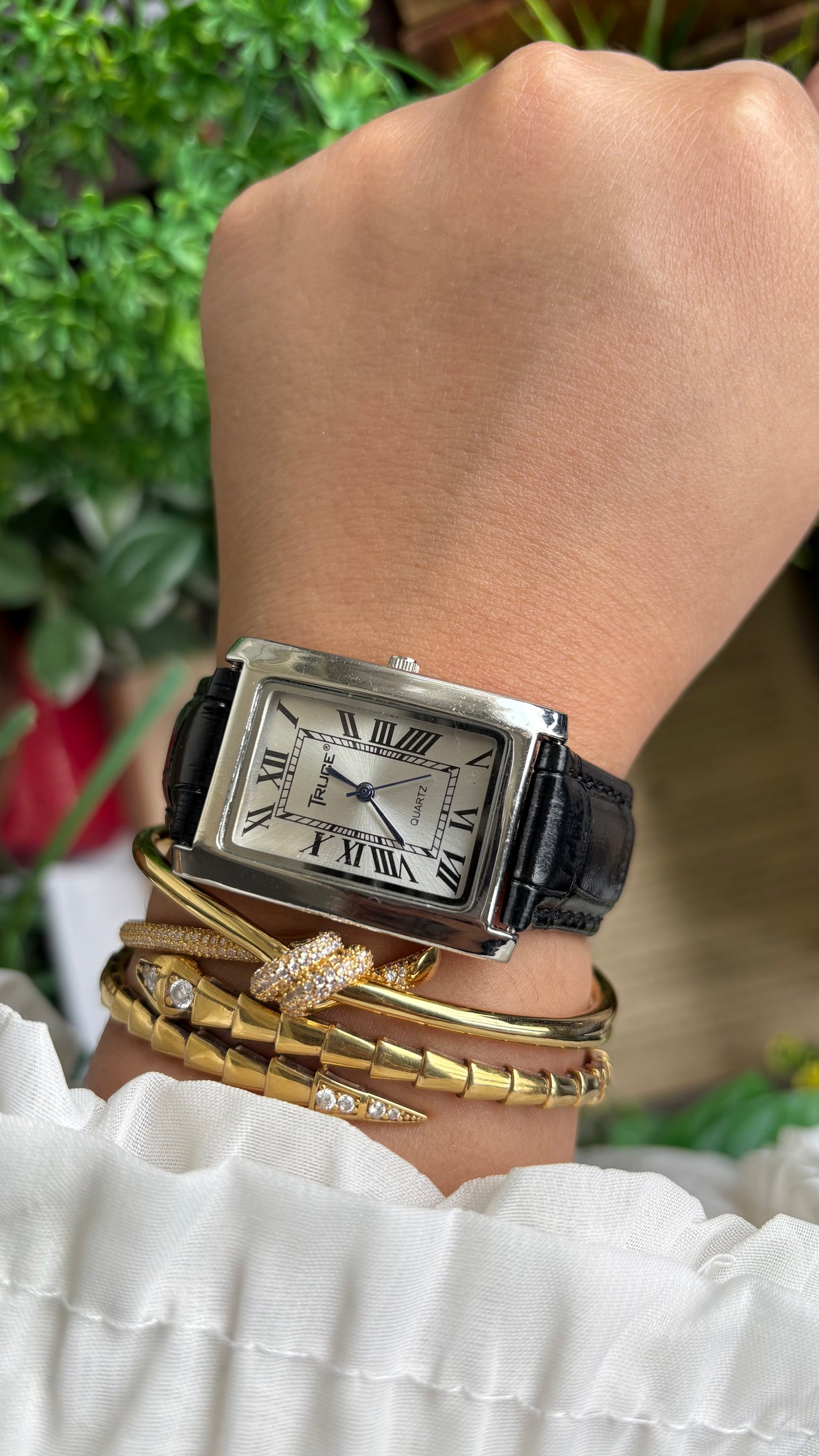 Vintage Truce Tank Men’s Dress Watch in Black Leather Strap Roman Dial