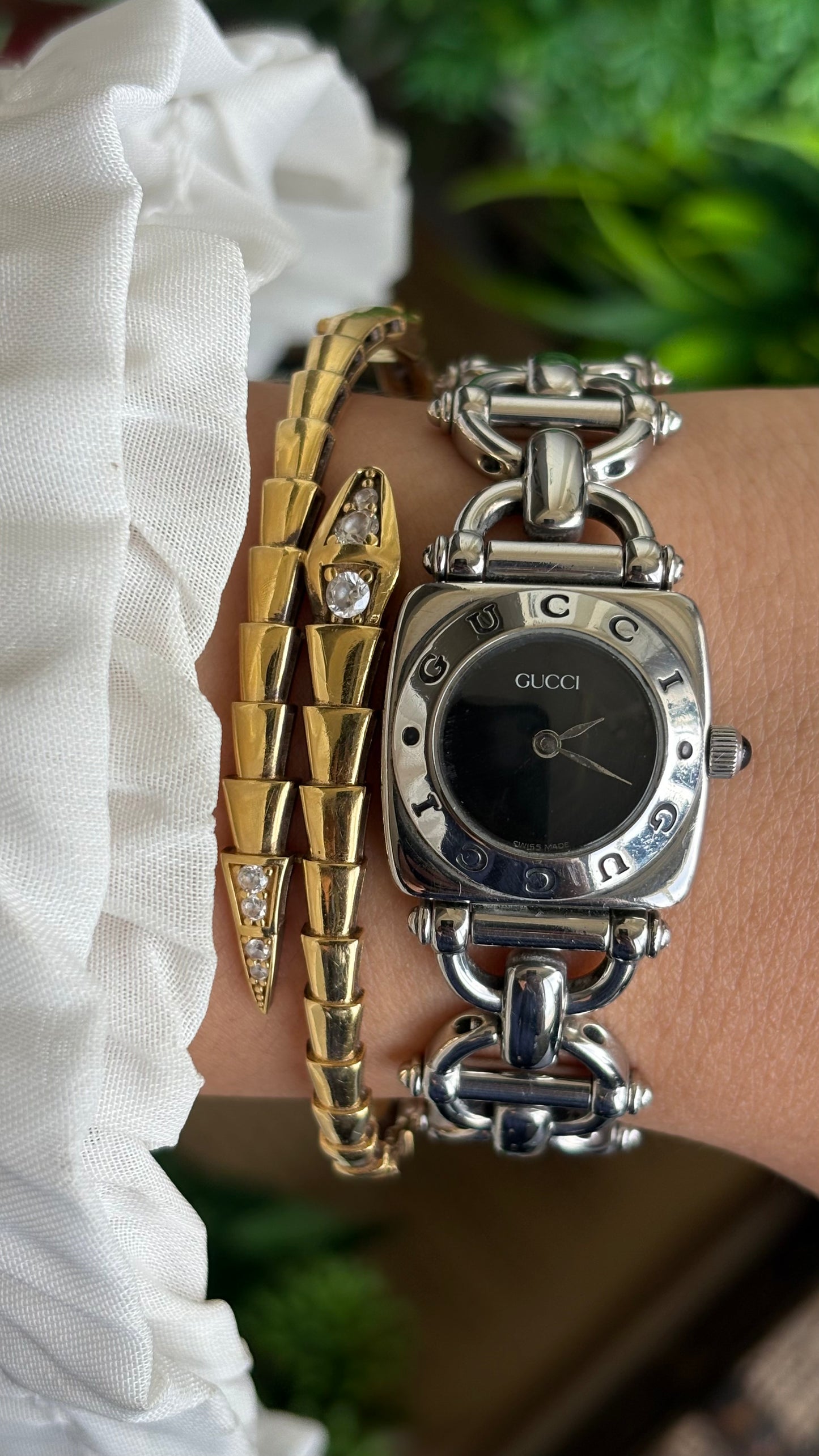 Vintage Gucci 6400L Classic Horsebit Watch in Silver Tone