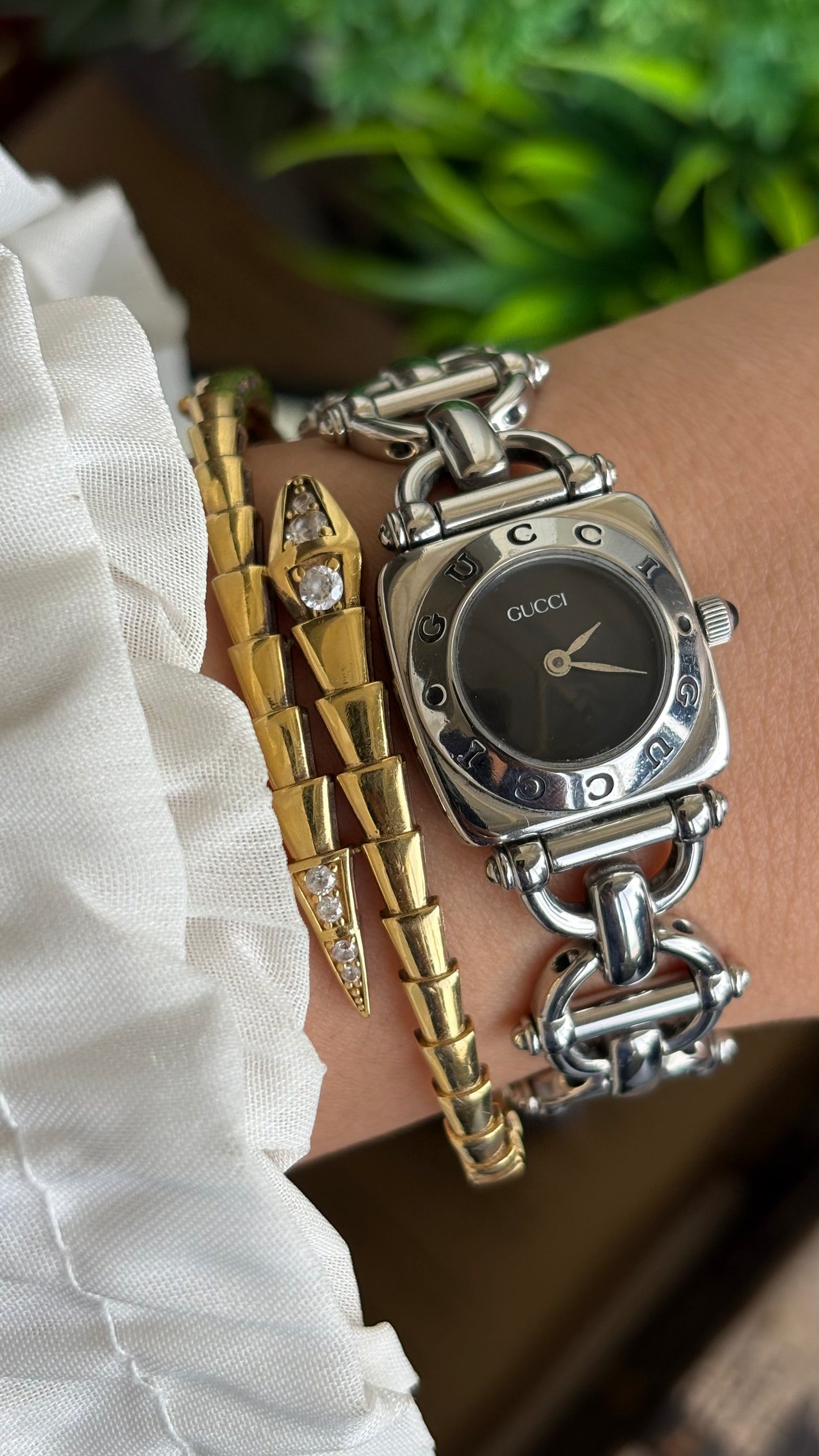Vintage Gucci 6400L Classic Horsebit Watch in Silver Tone