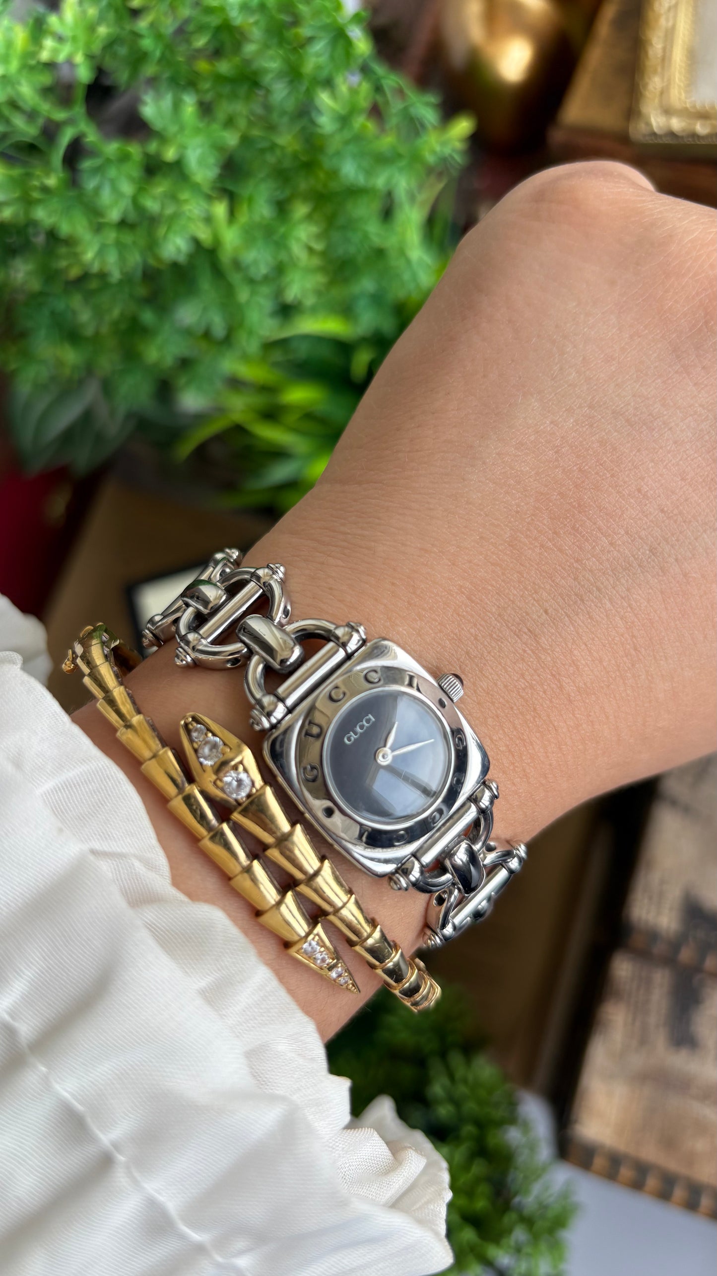 Vintage Gucci 6400L Classic Horsebit Watch in Silver Tone