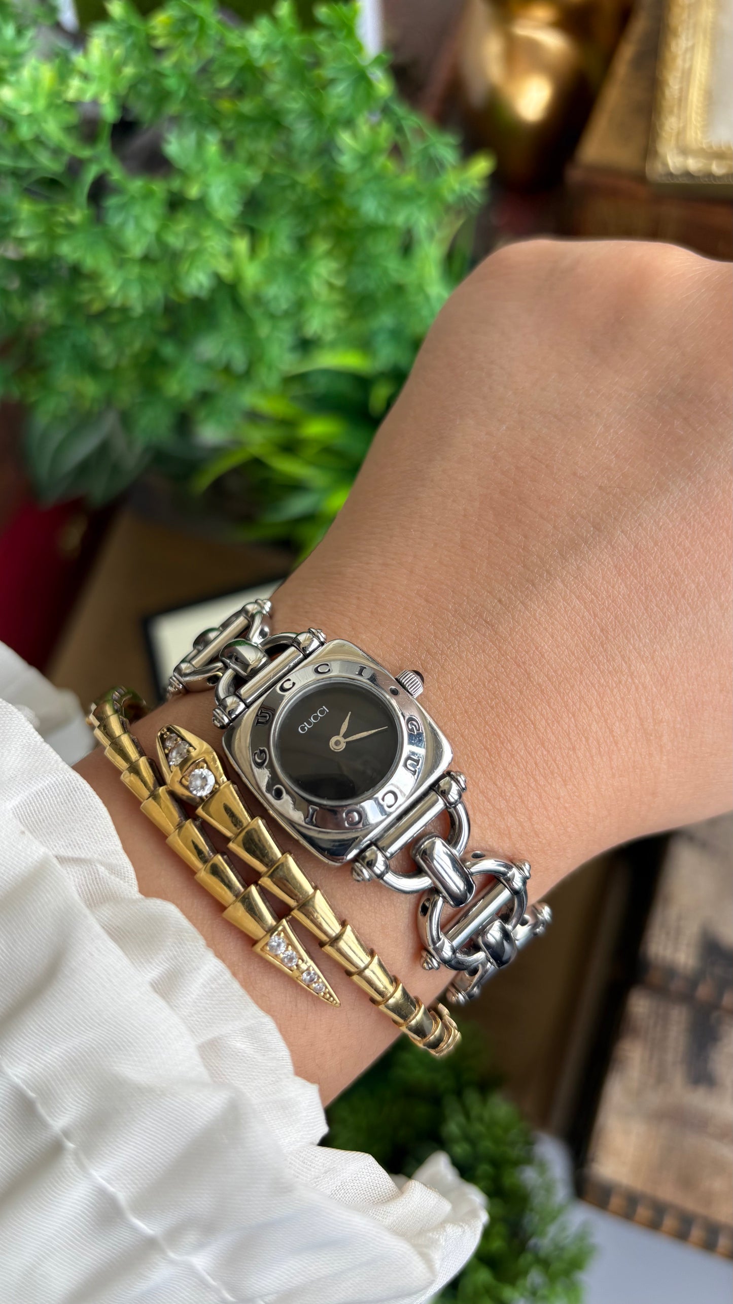 Vintage Gucci 6400L Classic Horsebit Watch in Silver Tone
