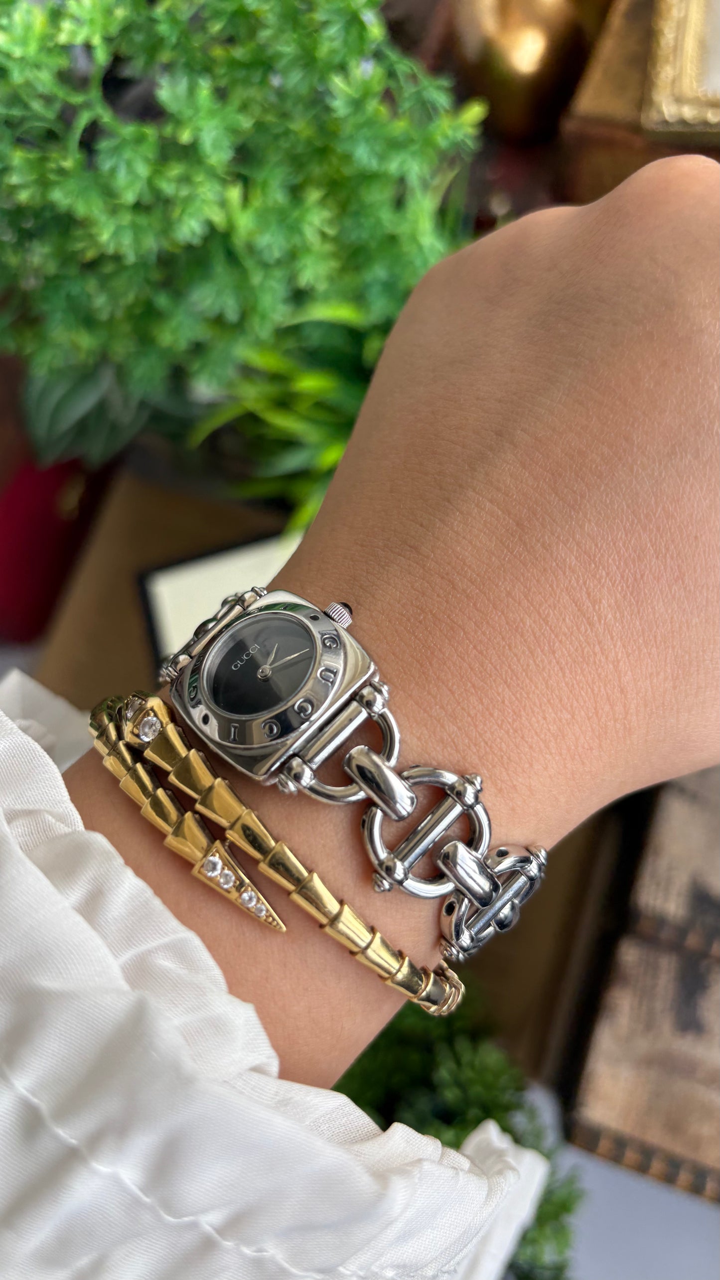 Vintage Gucci 6400L Classic Horsebit Watch in Silver Tone