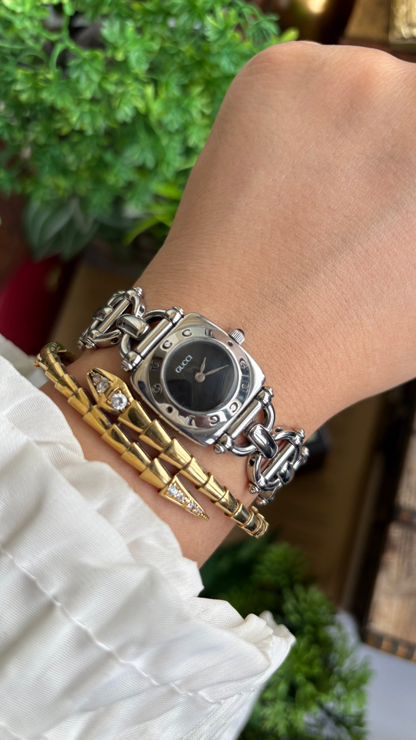 Vintage Gucci 6400L Classic Horsebit Watch in Silver Tone