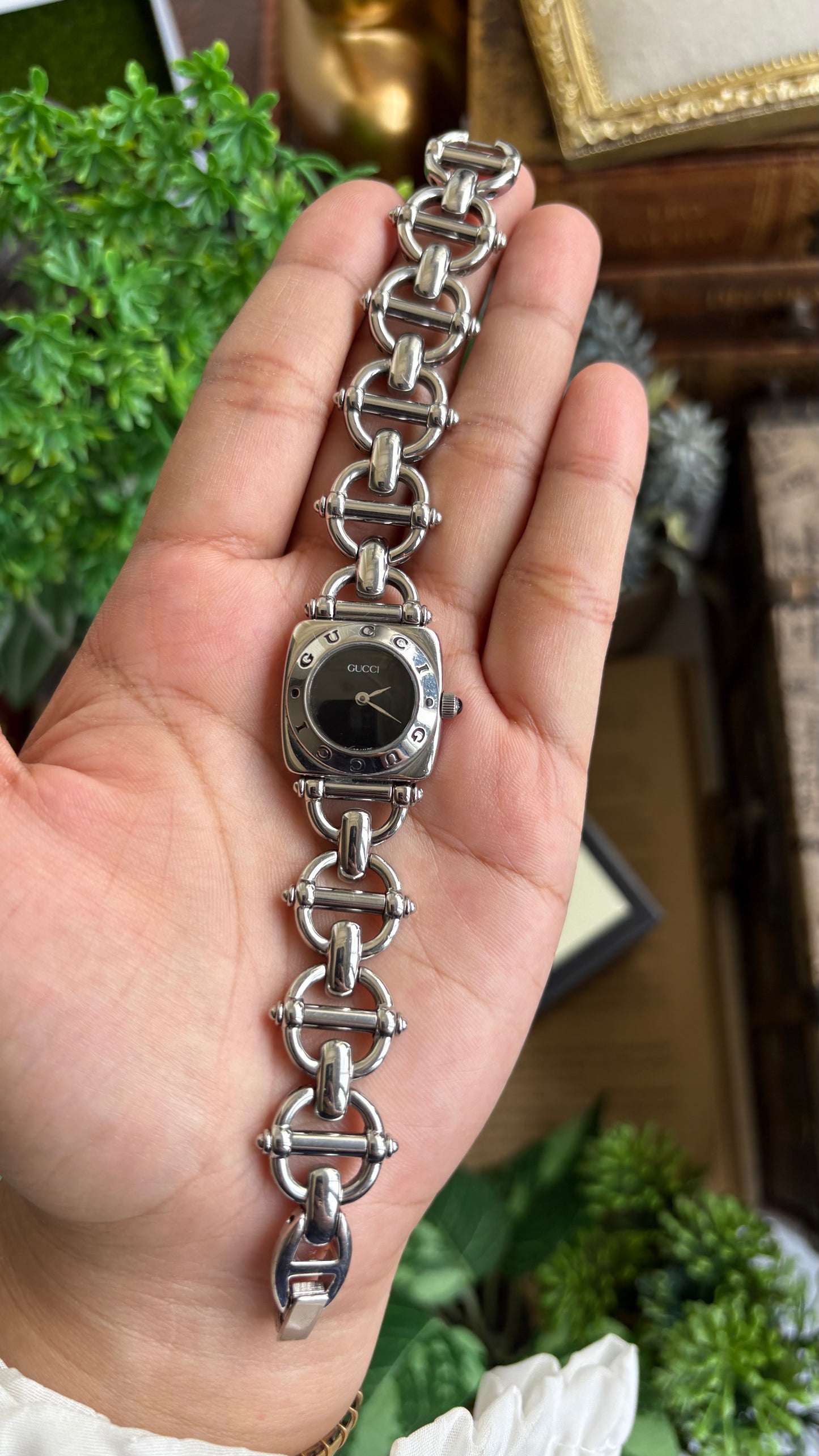 Vintage Gucci 6400L Classic Horsebit Watch in Silver Tone