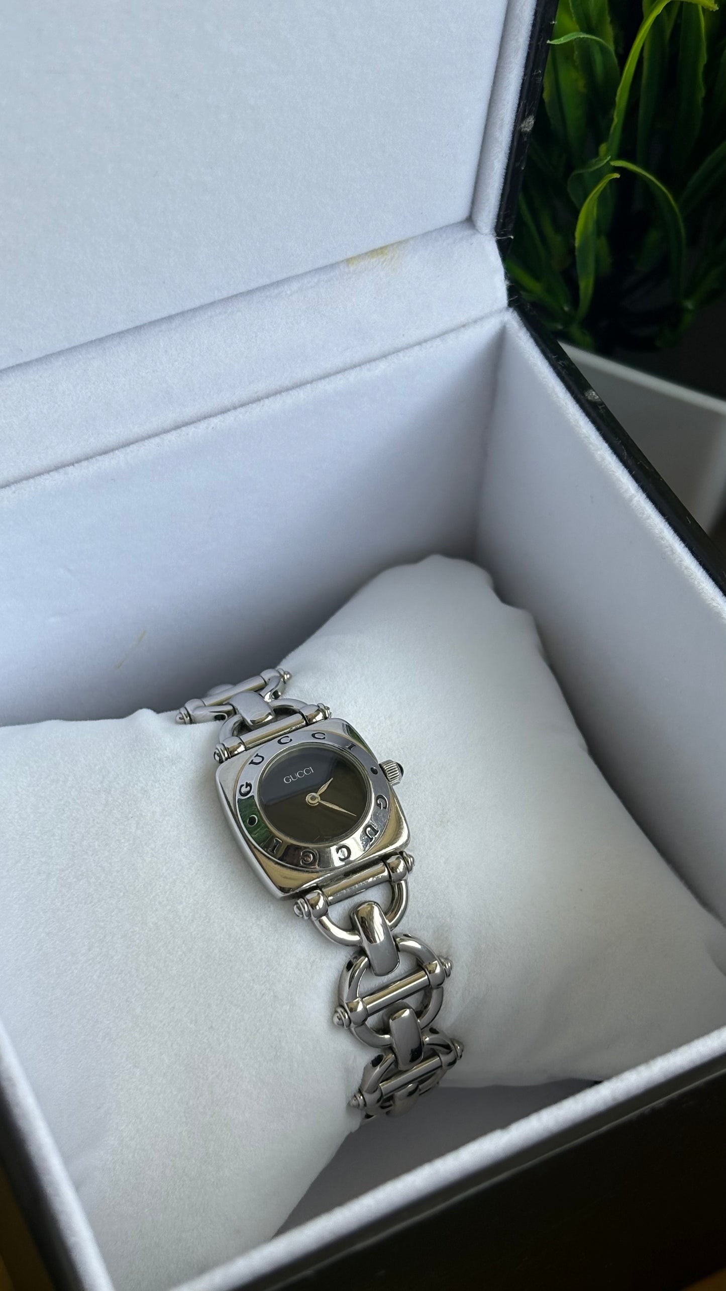Vintage Gucci 6400L Classic Horsebit Watch in Silver Tone