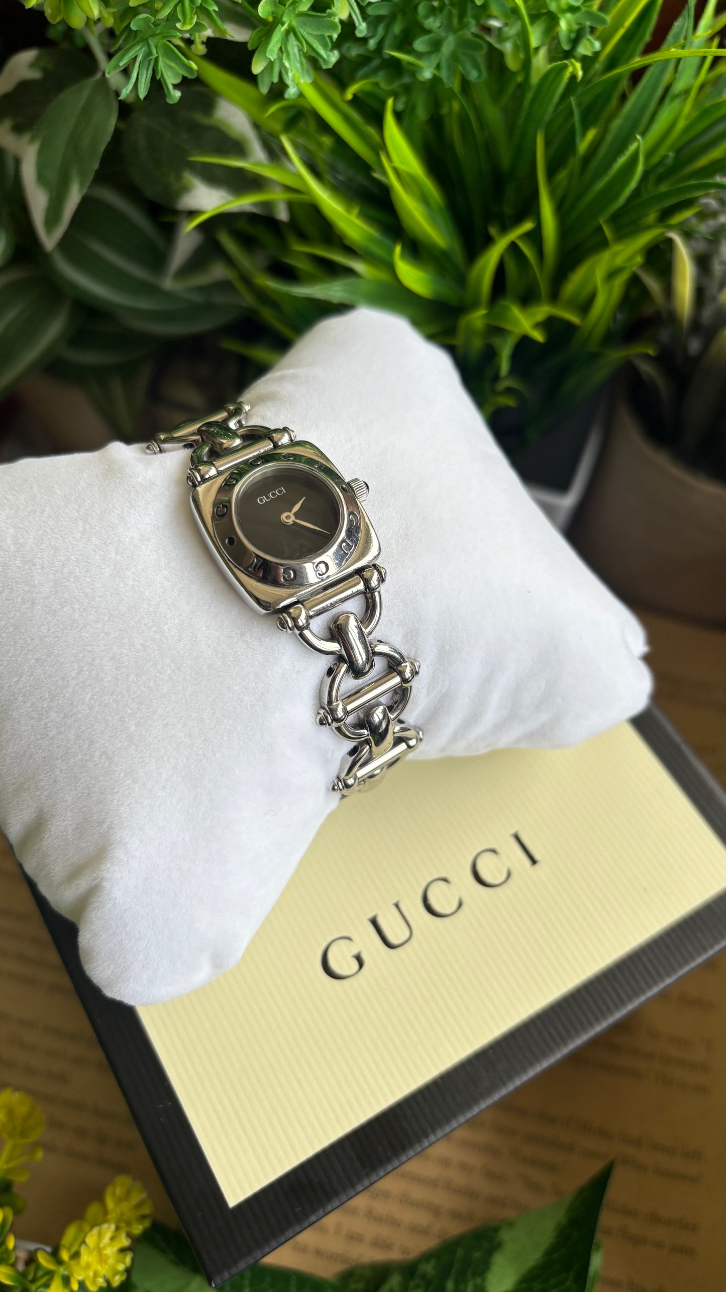 Vintage Gucci 6400L Classic Horsebit Watch in Silver Tone