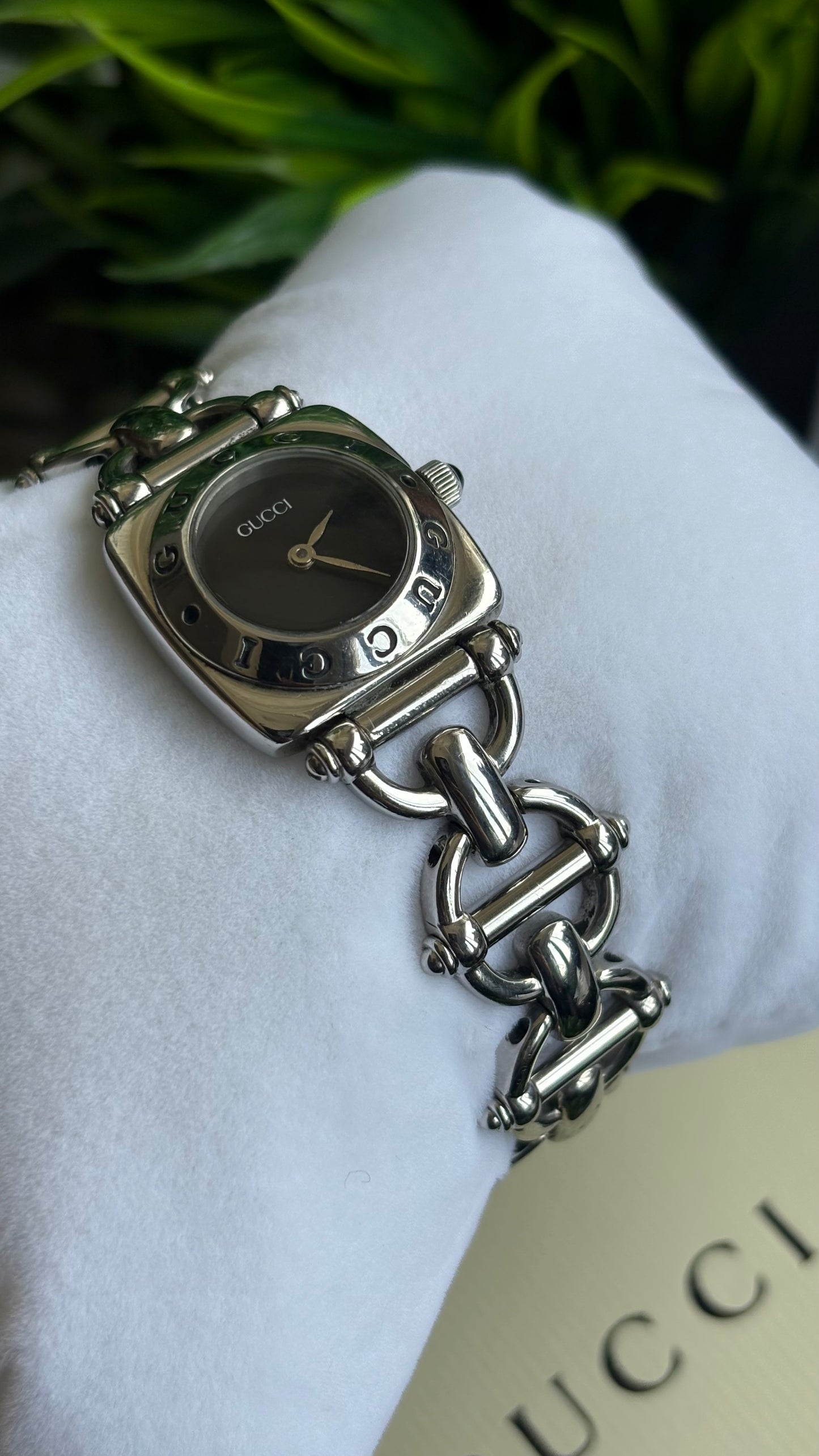 Vintage Gucci 6400L Classic Horsebit Watch in Silver Tone