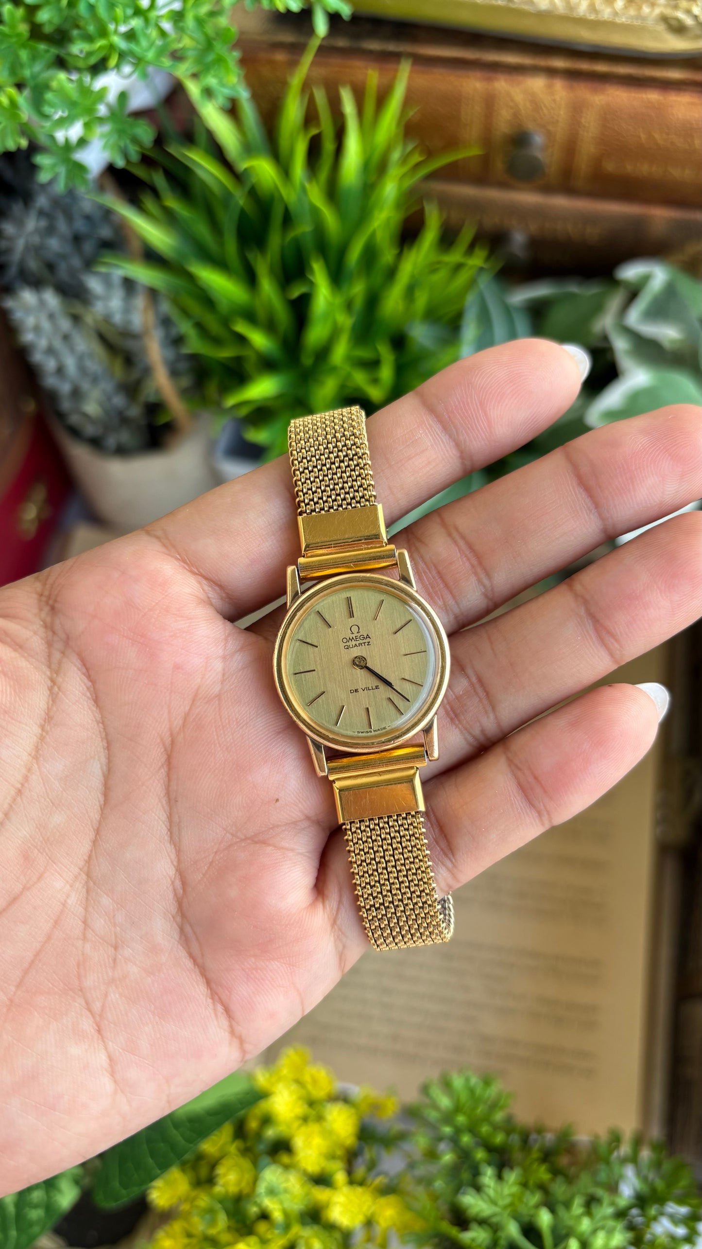 Vintage Omega De Ville Women's Dress Watch in Gold Tone Stretch Band