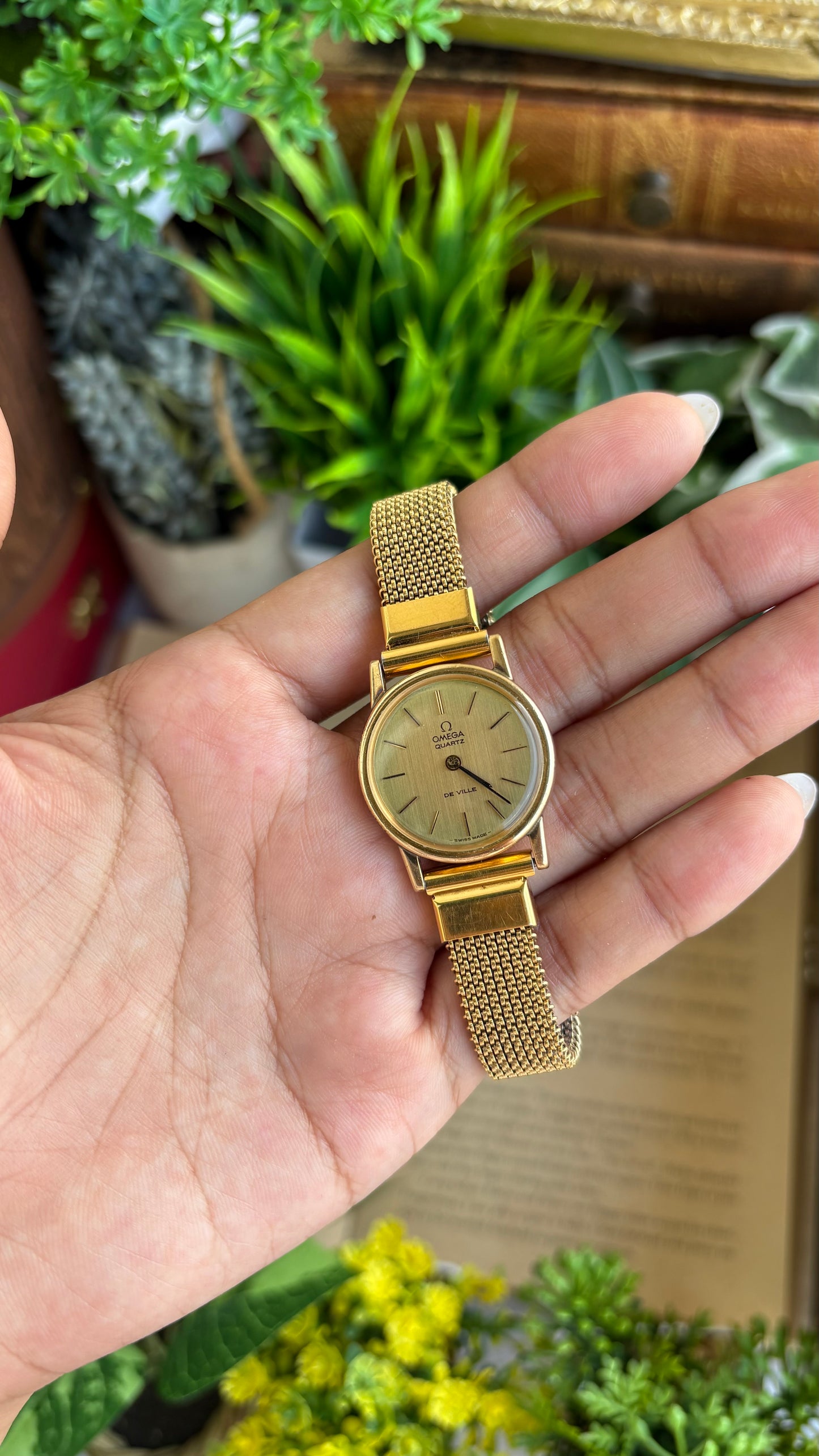 Vintage Omega De Ville Women's Dress Watch in Gold Tone Stretch Band