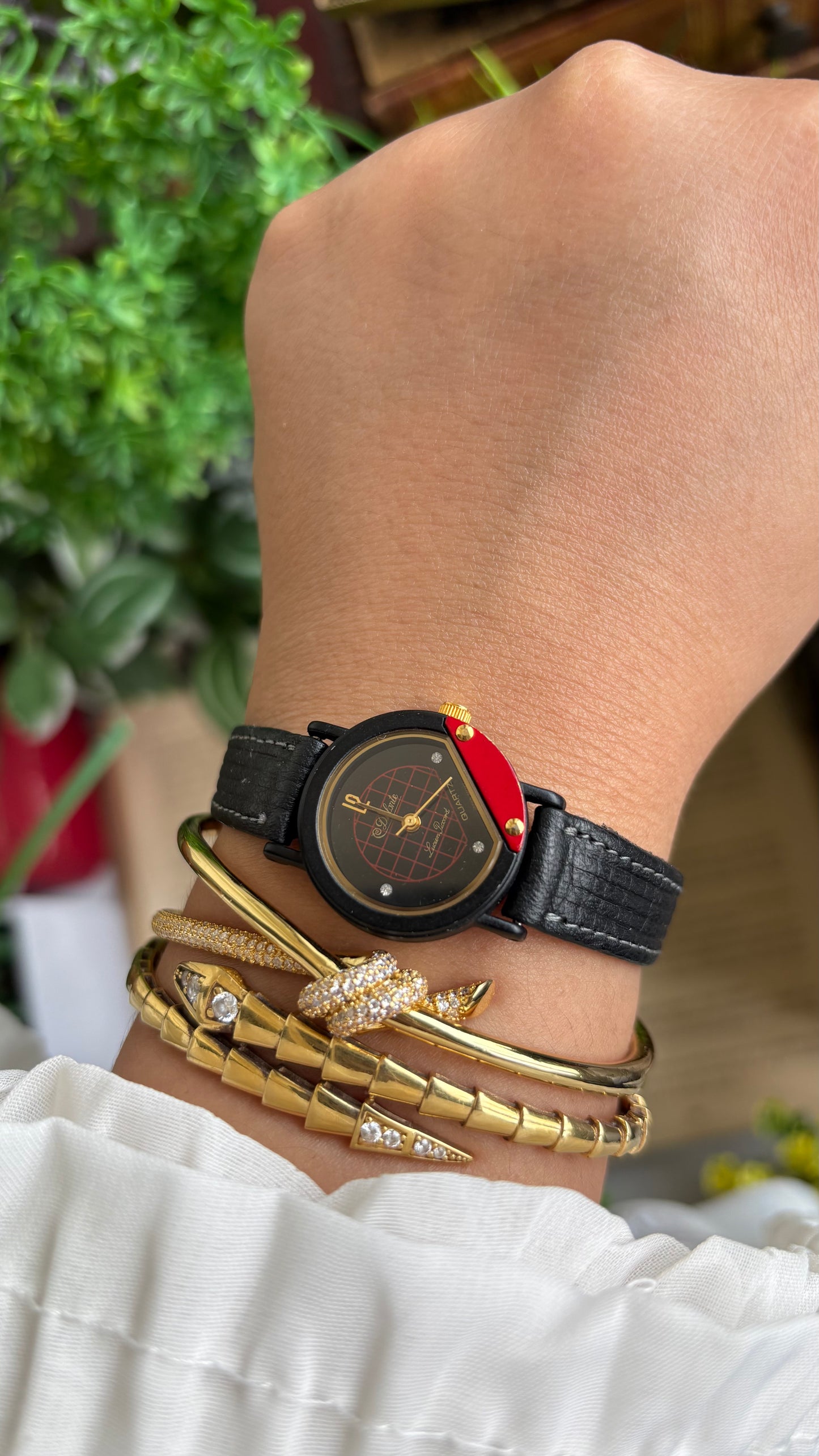 Vintage Dufonte by Lucien Piccard Watch in Black Leather Strap (200$ on tag)