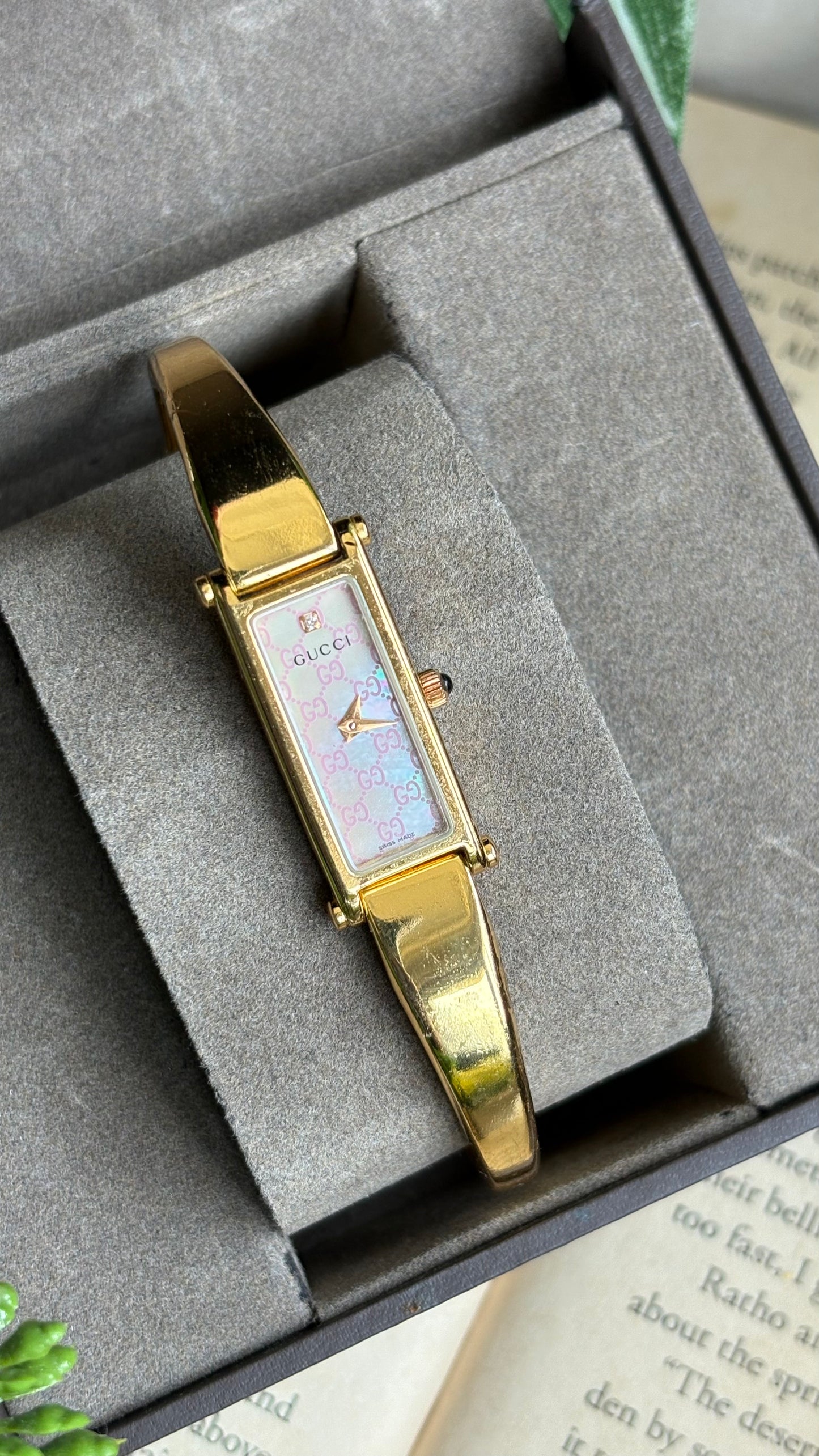 Vintage Gucci 1500L Watch in Gold Tone Rare Monogram Pearl Dial with One Genuine Diamond with Original Gucci Box
