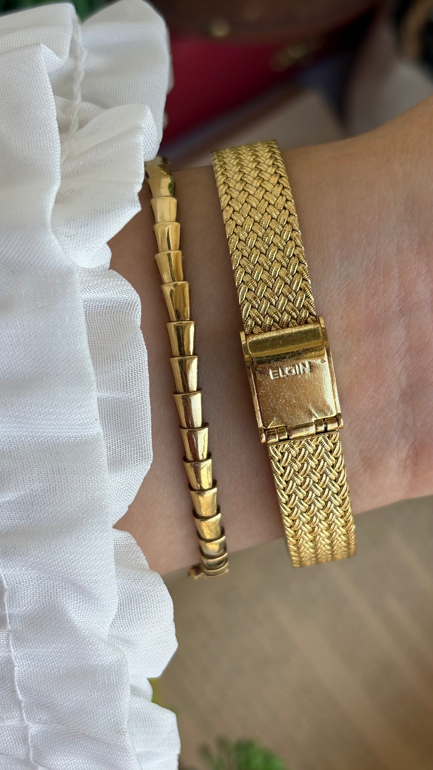 Vintage Elgin Swiss Watch in Gold Tone Self-Adjust Genuine Diamonds on Dial