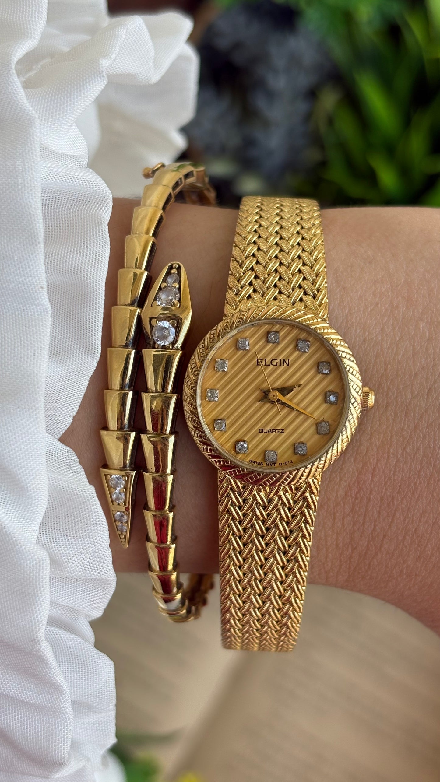 Vintage Elgin Swiss Watch in Gold Tone Self-Adjust Genuine Diamonds on Dial