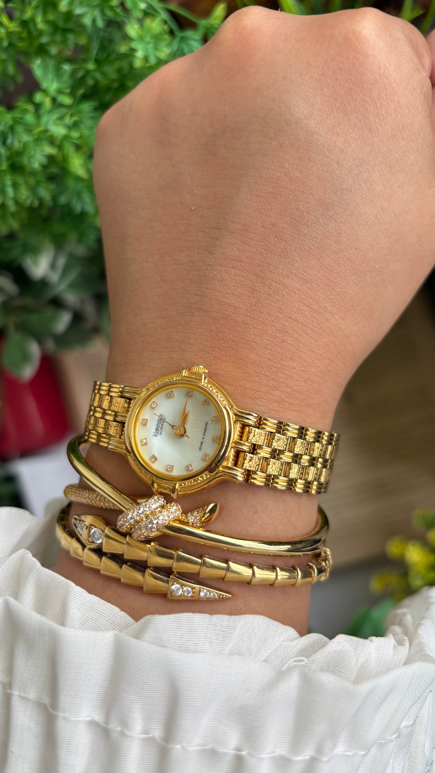 Vintage Klaeuse Watch in Gold Tone Mother of Pearl Dial with 12 Genuine Diamonds
