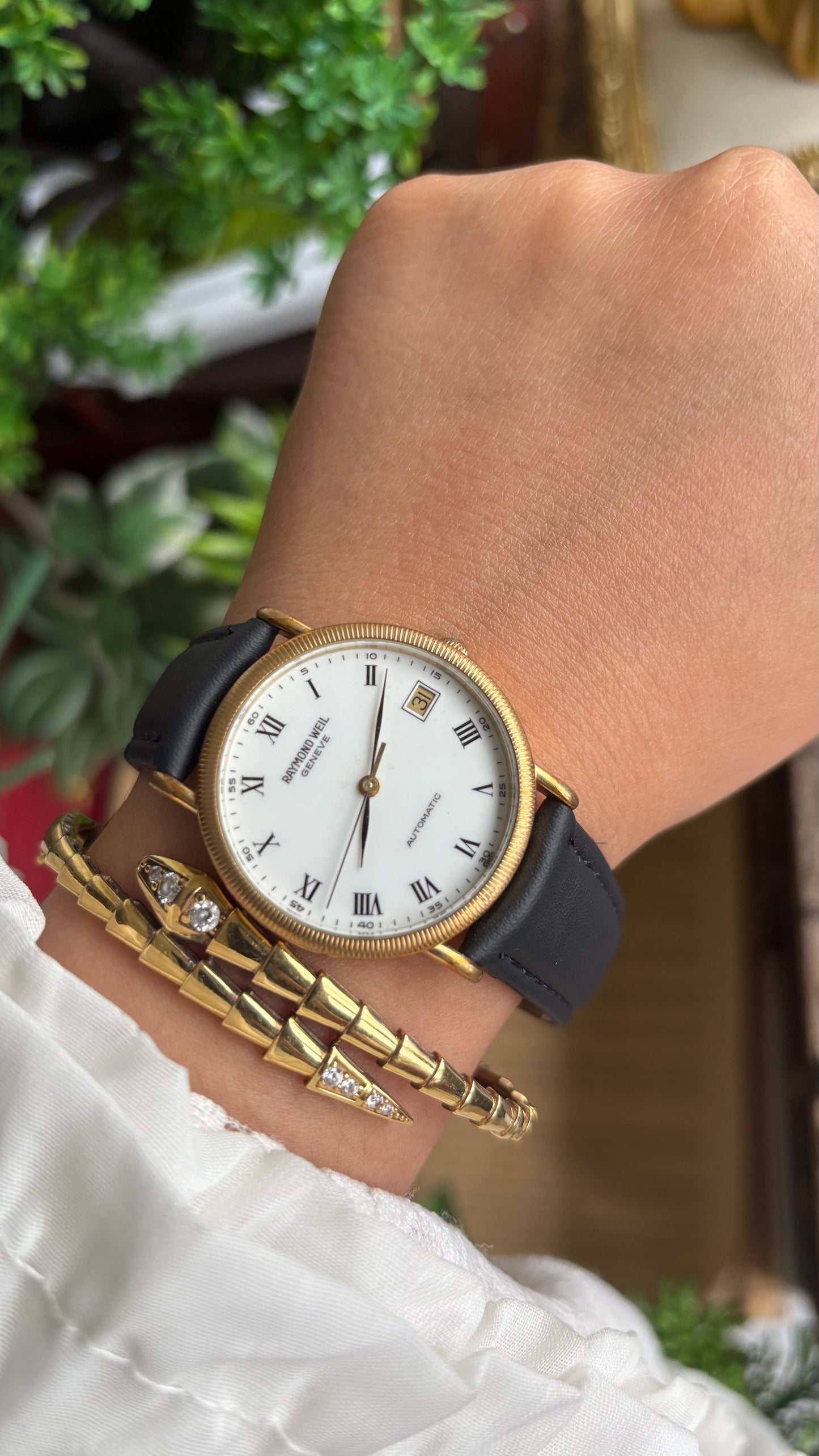 Vintage Raymond Weil Automatic Men’s Dress Watch in Leather Strap Roman Dial with Date Just